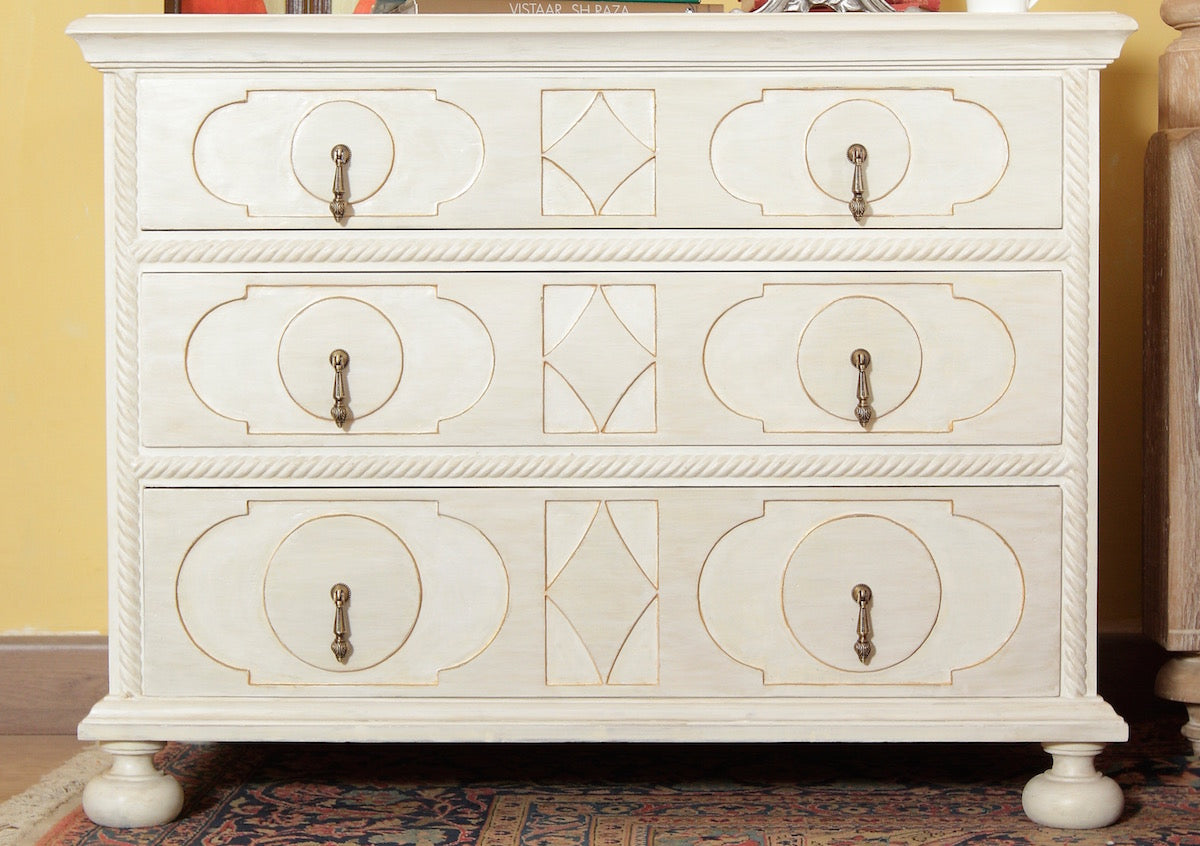 Williams Bedside Chest
