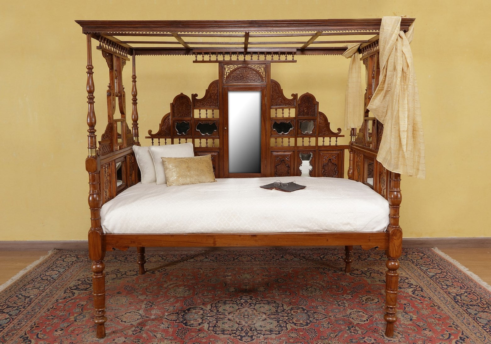 Carmichael Day Bed