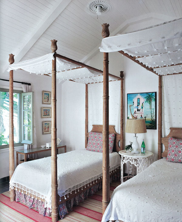 Tom Scheerer Decorates