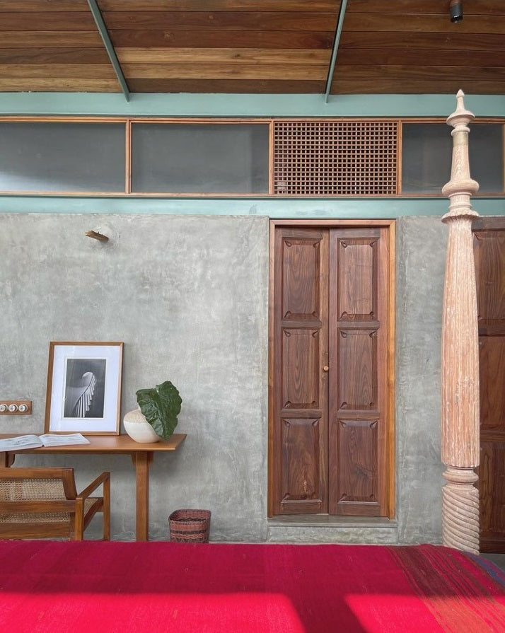 Glass House in Kerala is Modern and Devine