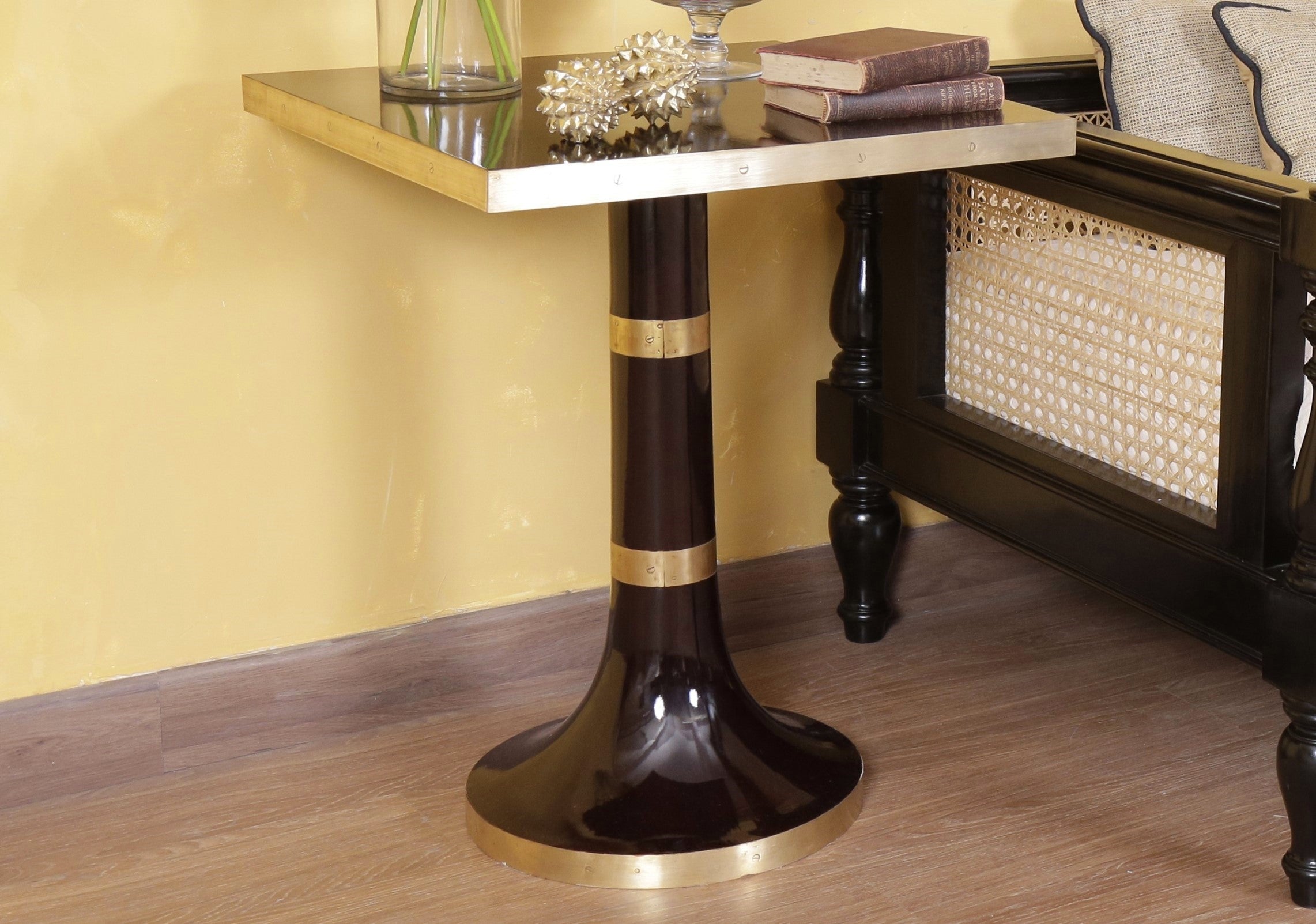 Franklin Dining Table