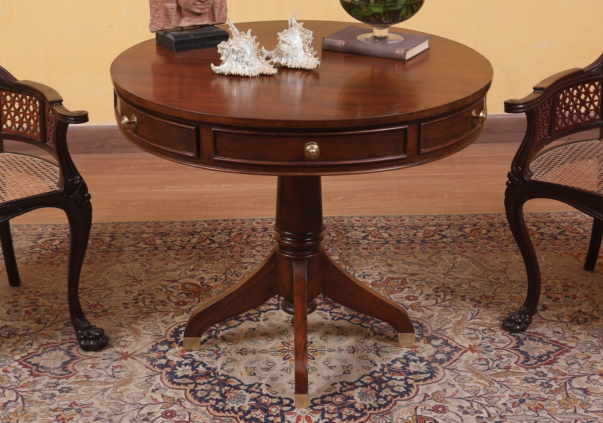 Fytche Table