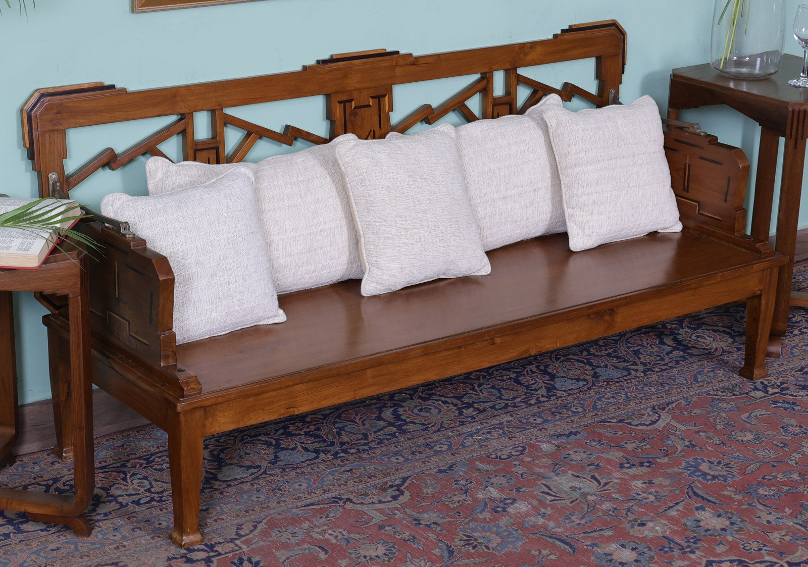 Assenburg Bench