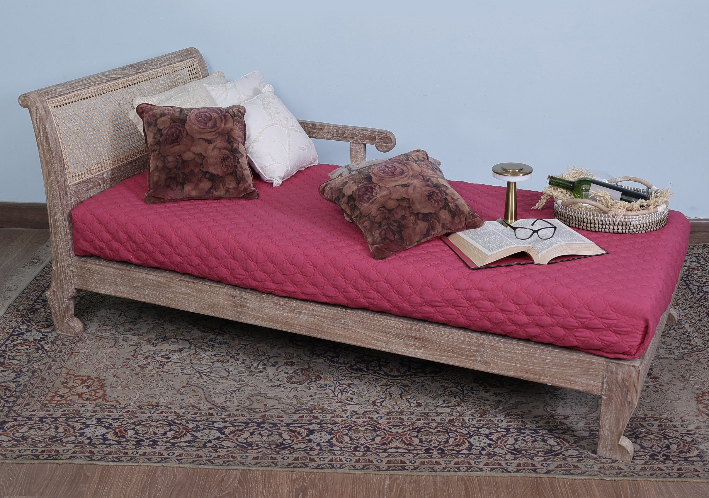 Benton Day Bed