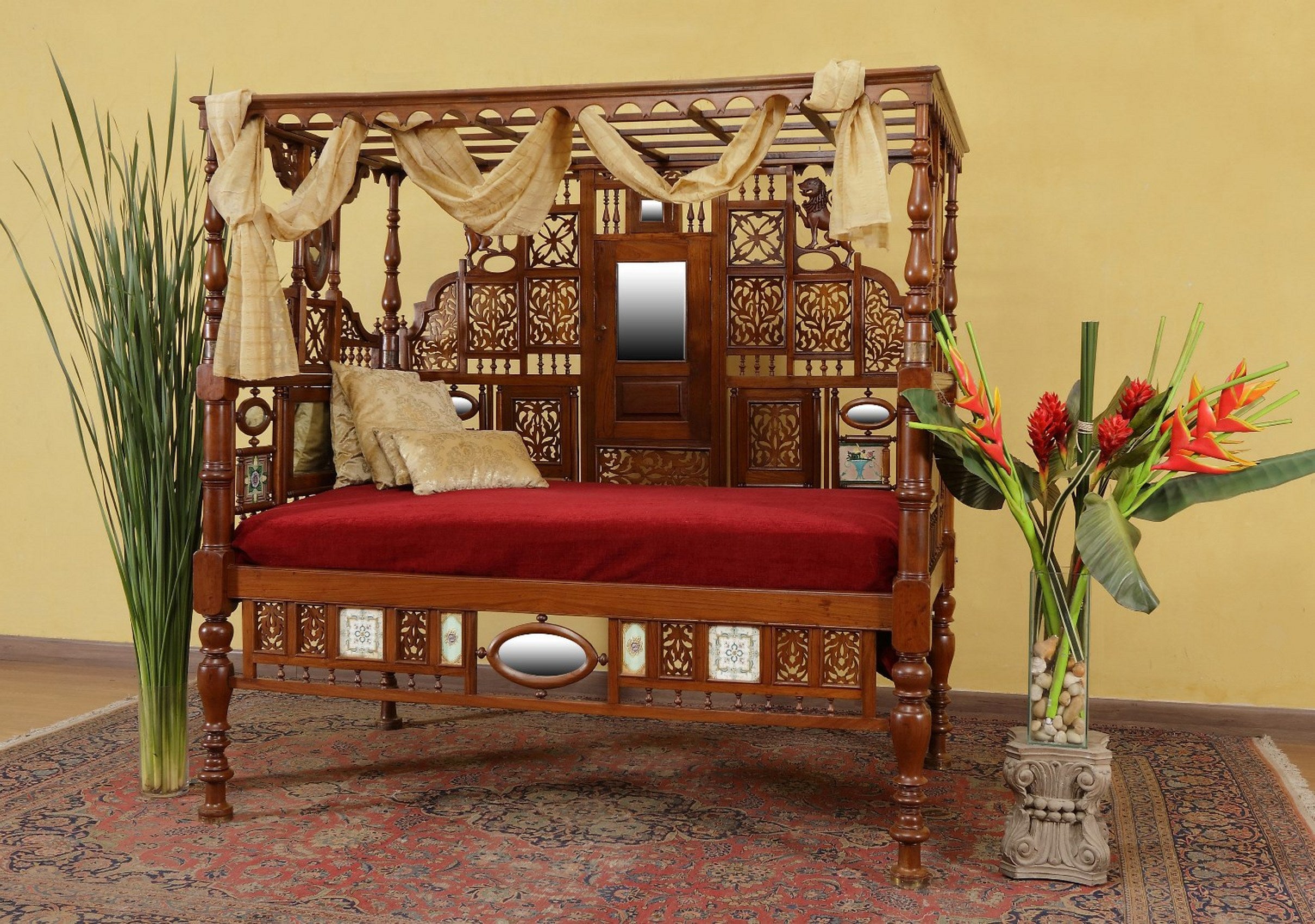 Victor Day Bed