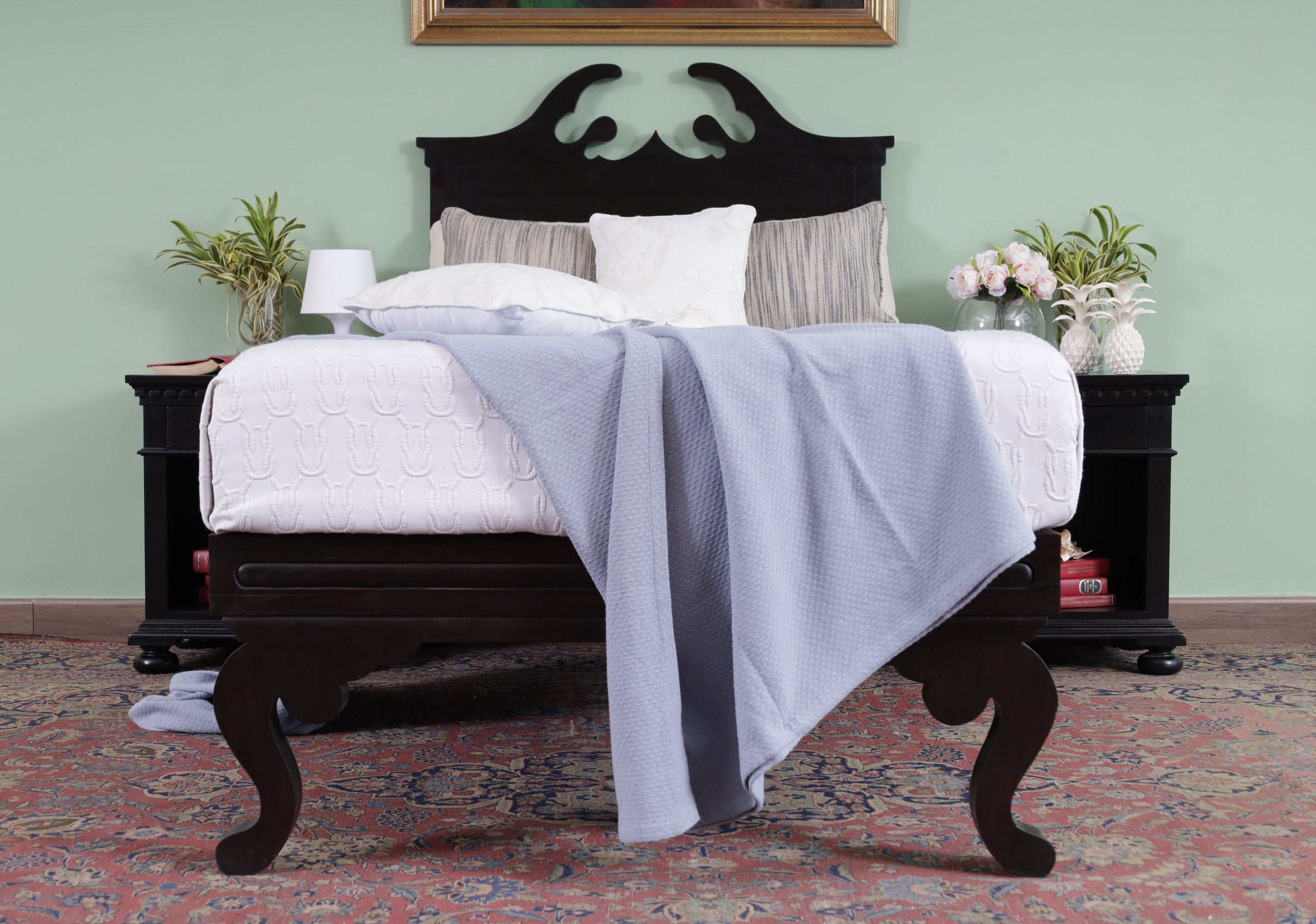 Newbolt Bed