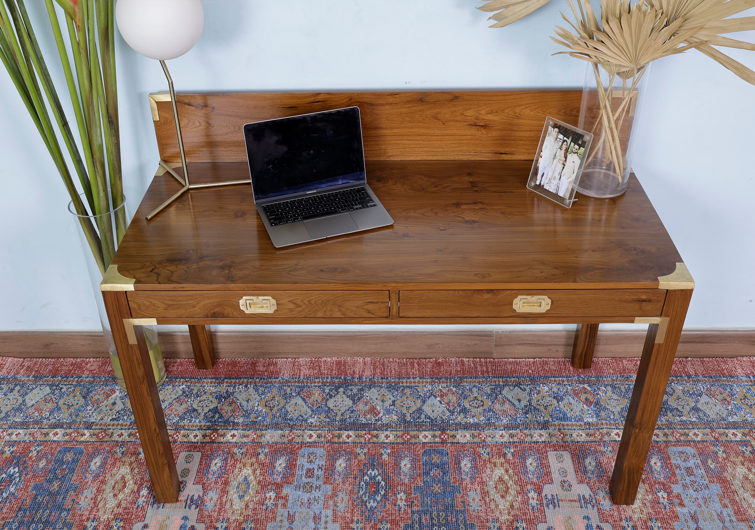 Magdalene Campaign Desk