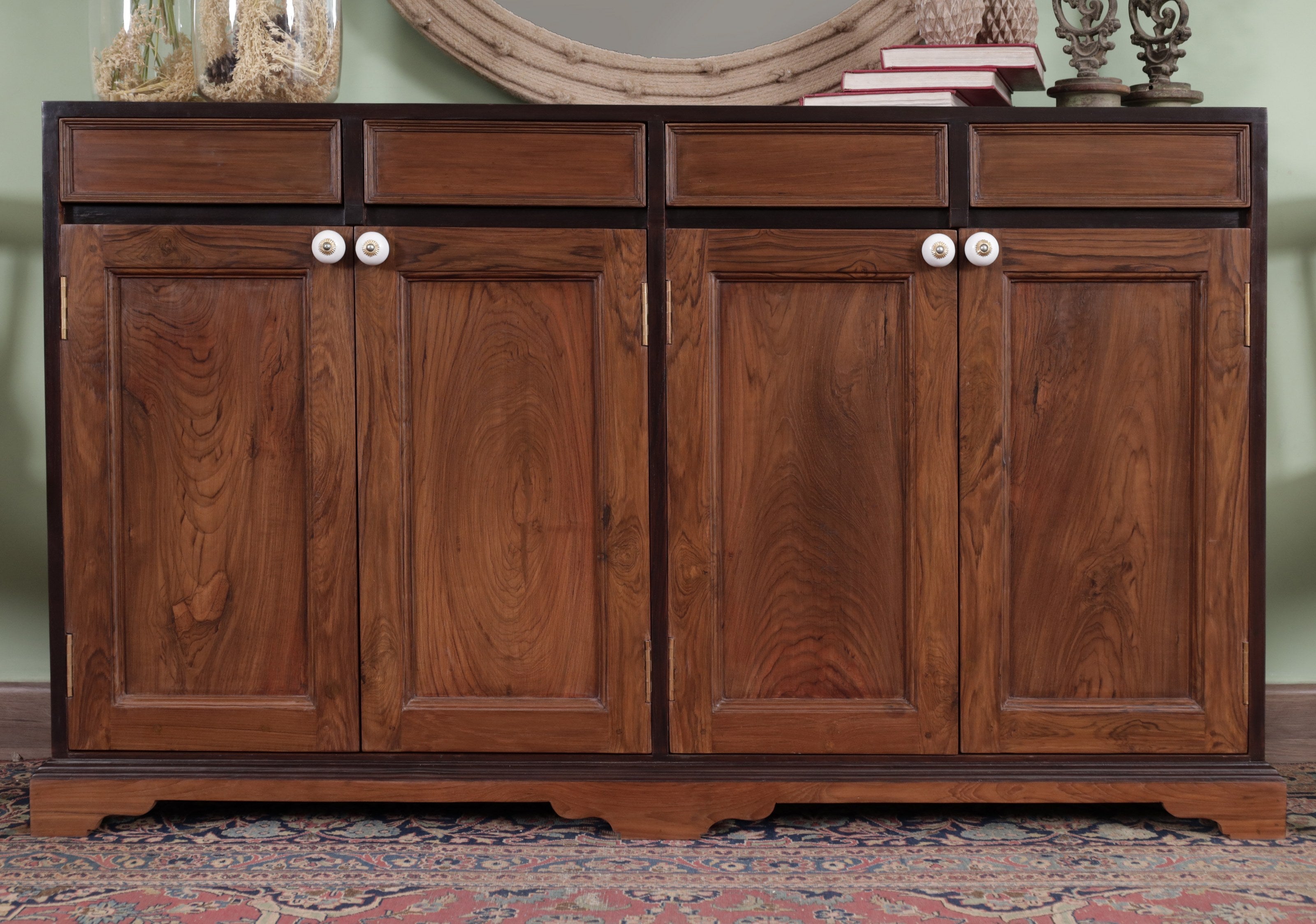 Maudlin Sideboard