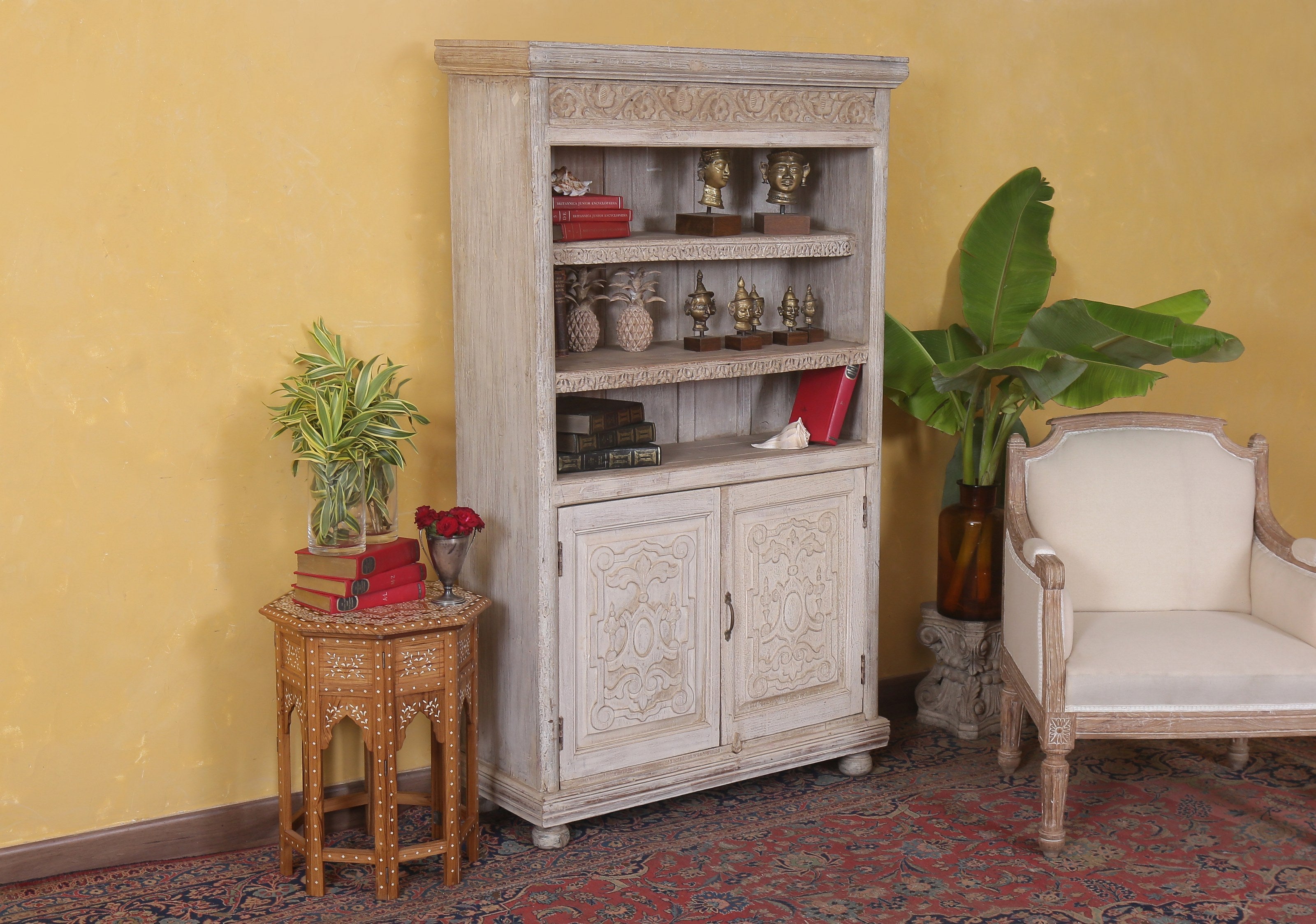 Francisco Cabinet