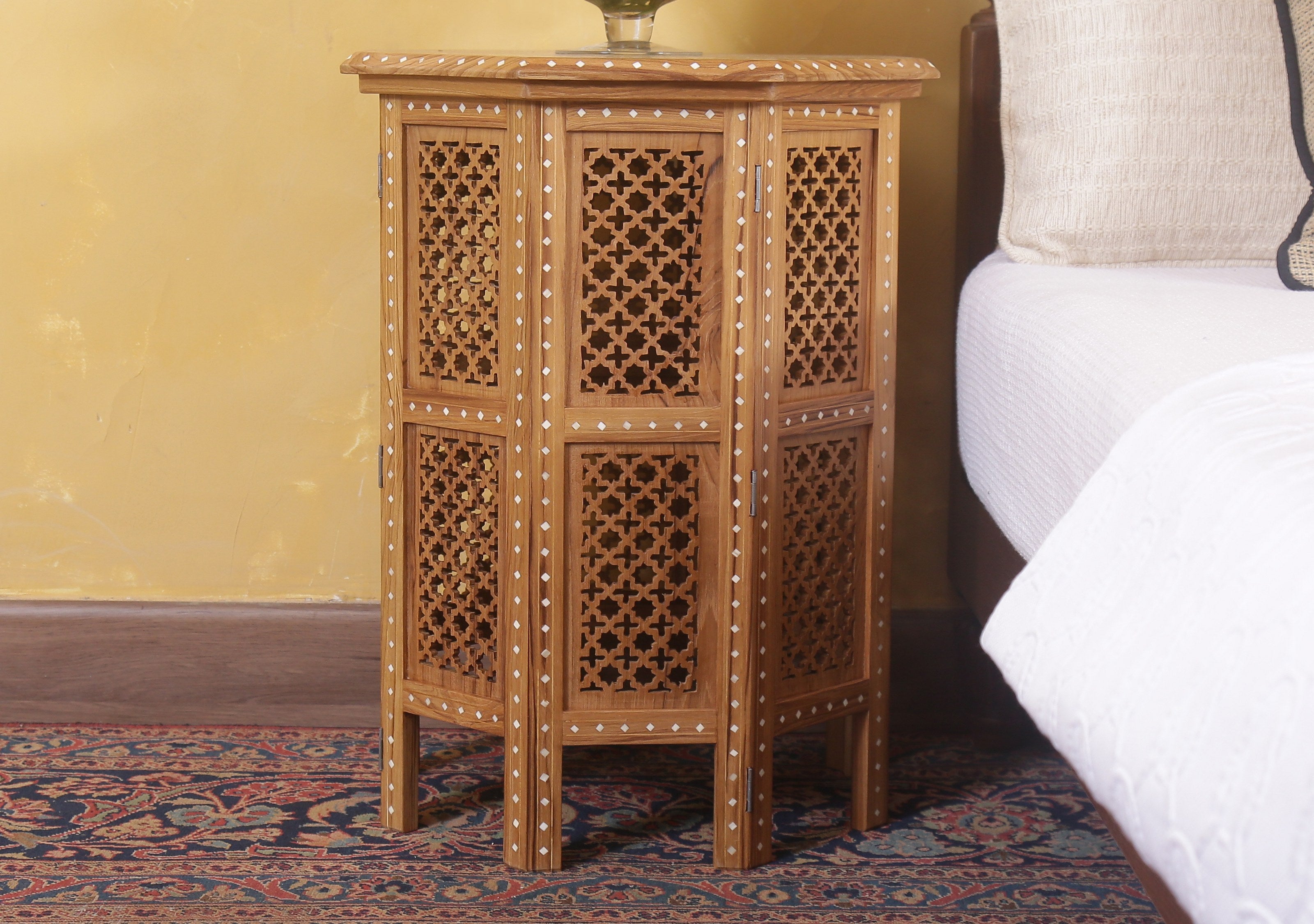 Idrissi Nightstand