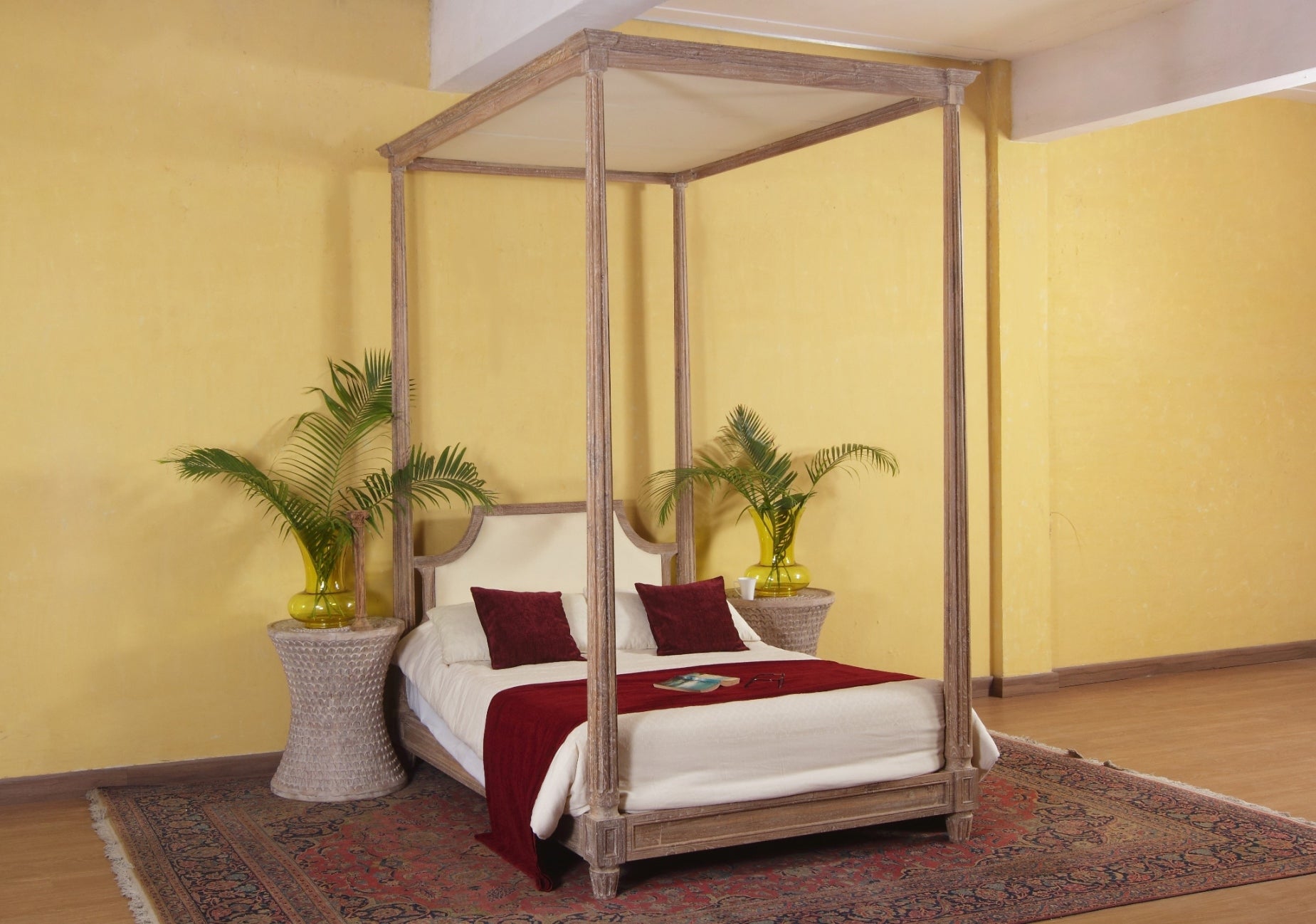 Stanley Fluted Bed