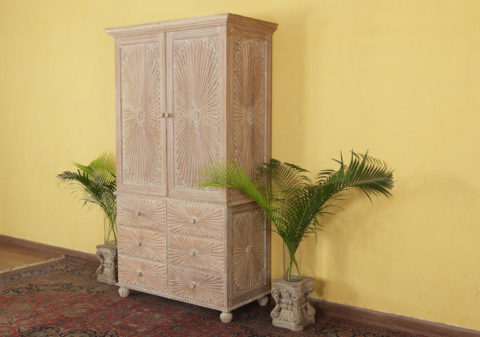 Tennent Armoire