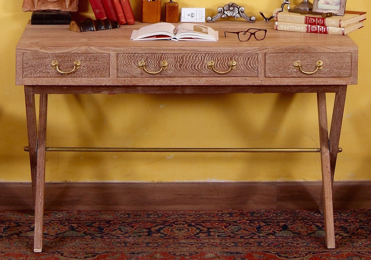 Parry Desk