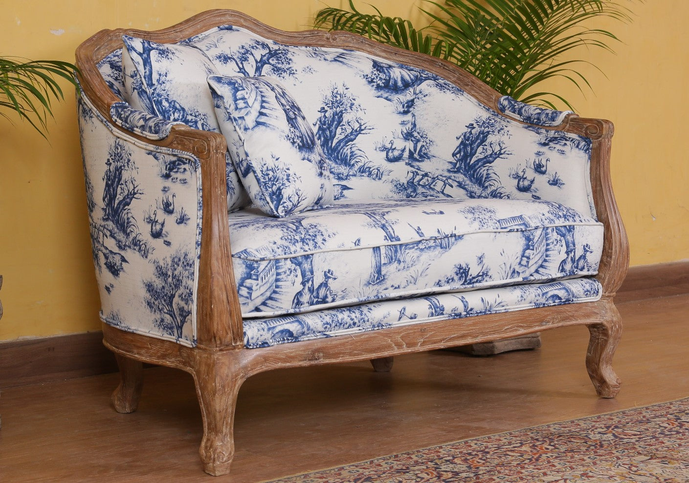 Langhorn Sofa Chair
