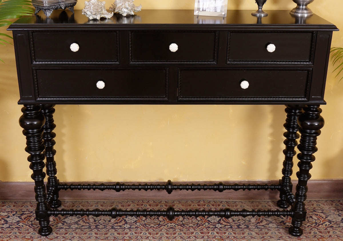 Matienzo Hallway Table