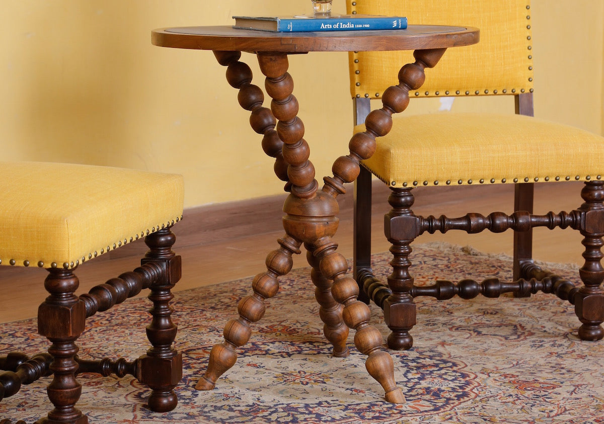 Luis Table