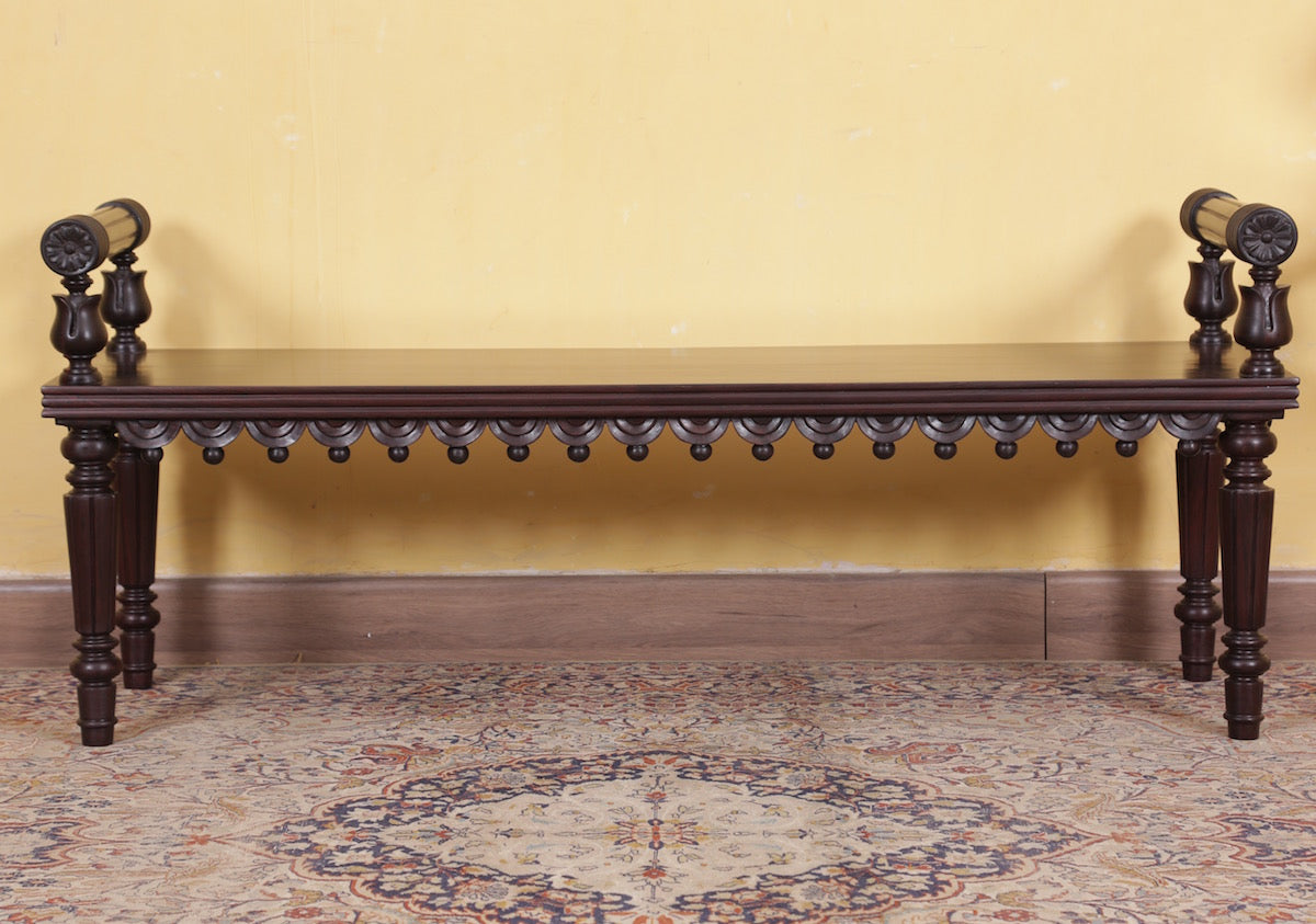 Tapia Bench