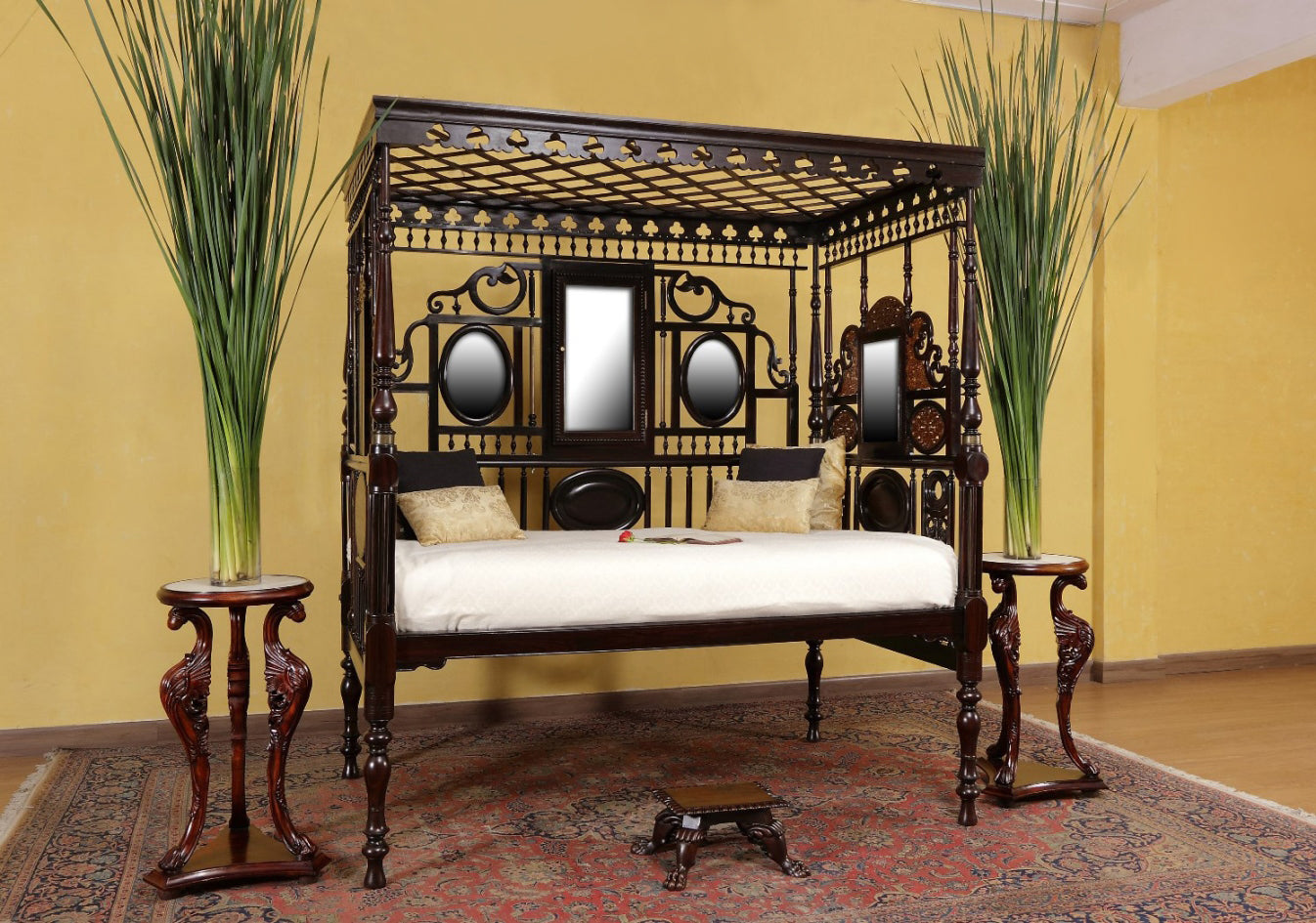 Dundas Day Bed