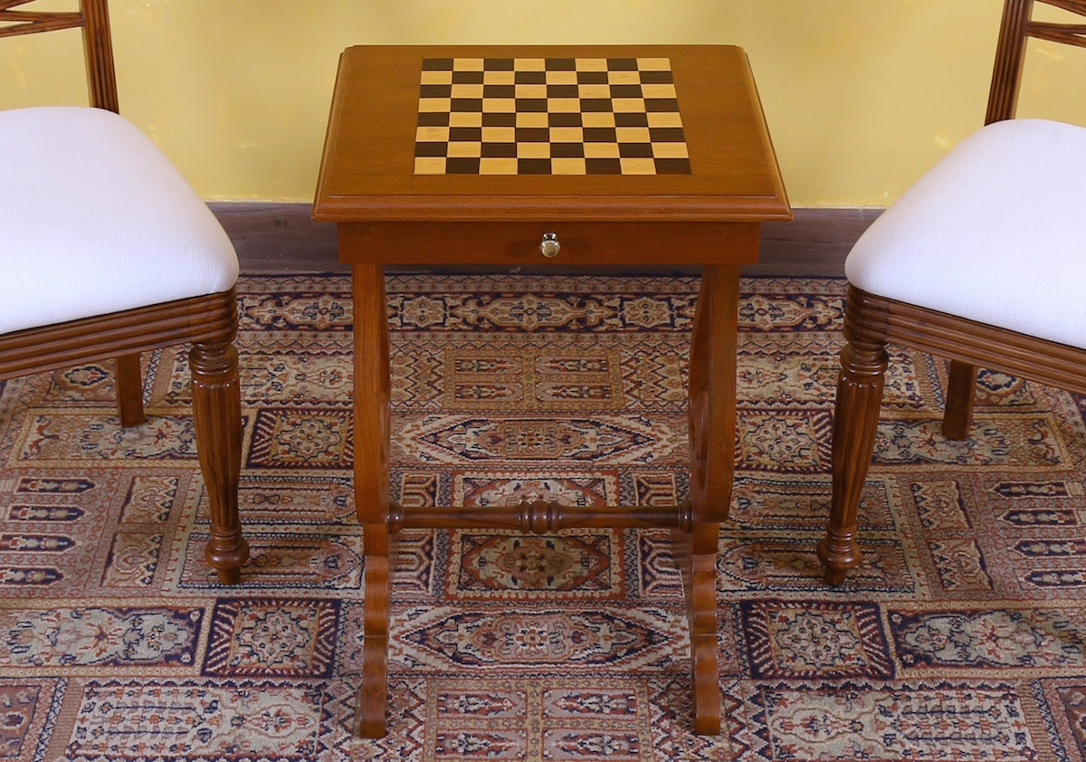 Chavonnes Chess Table