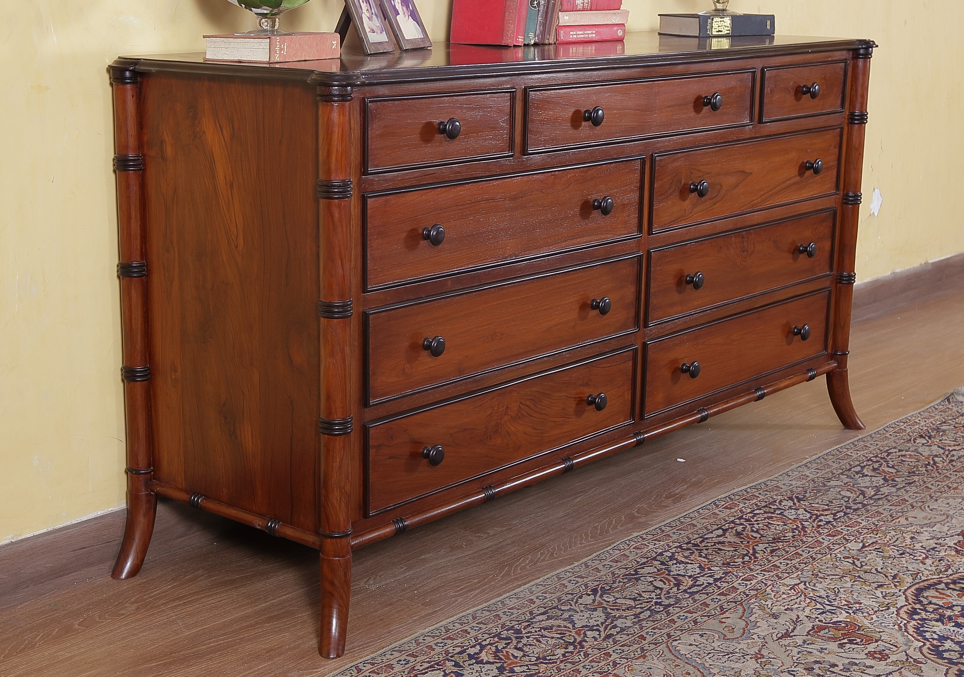Shore Dresser