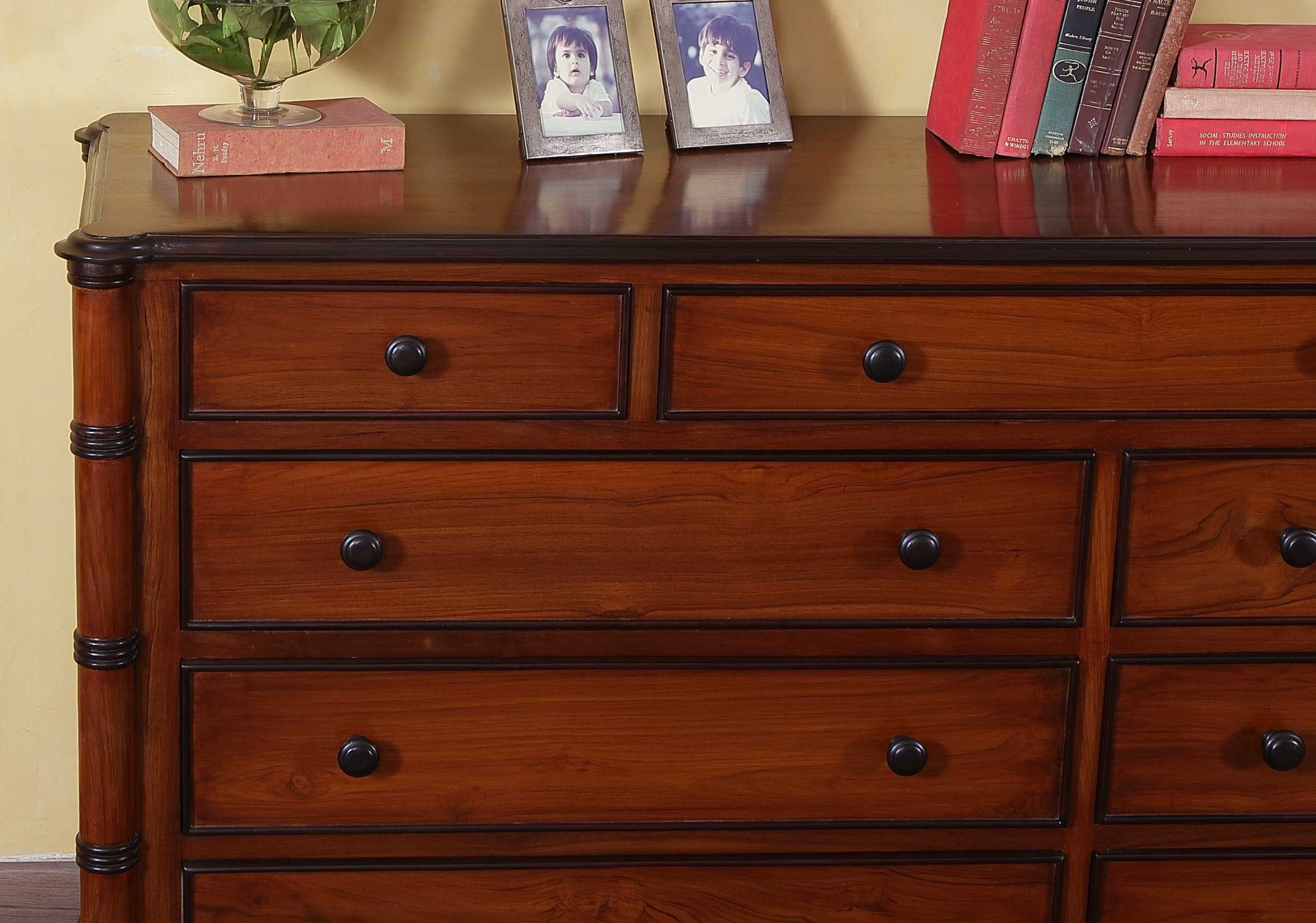 Shore Dresser