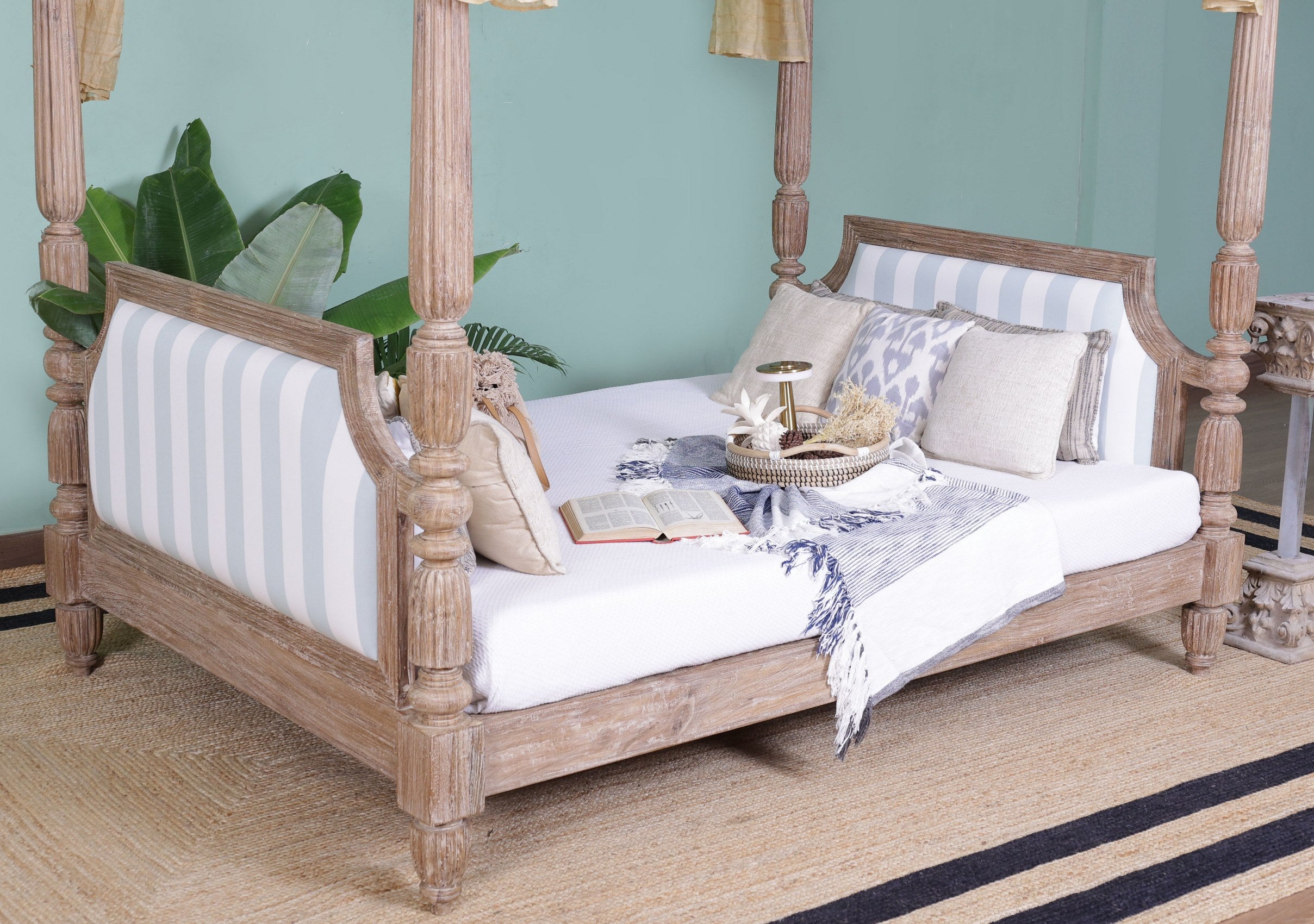 Cosette Day Bed