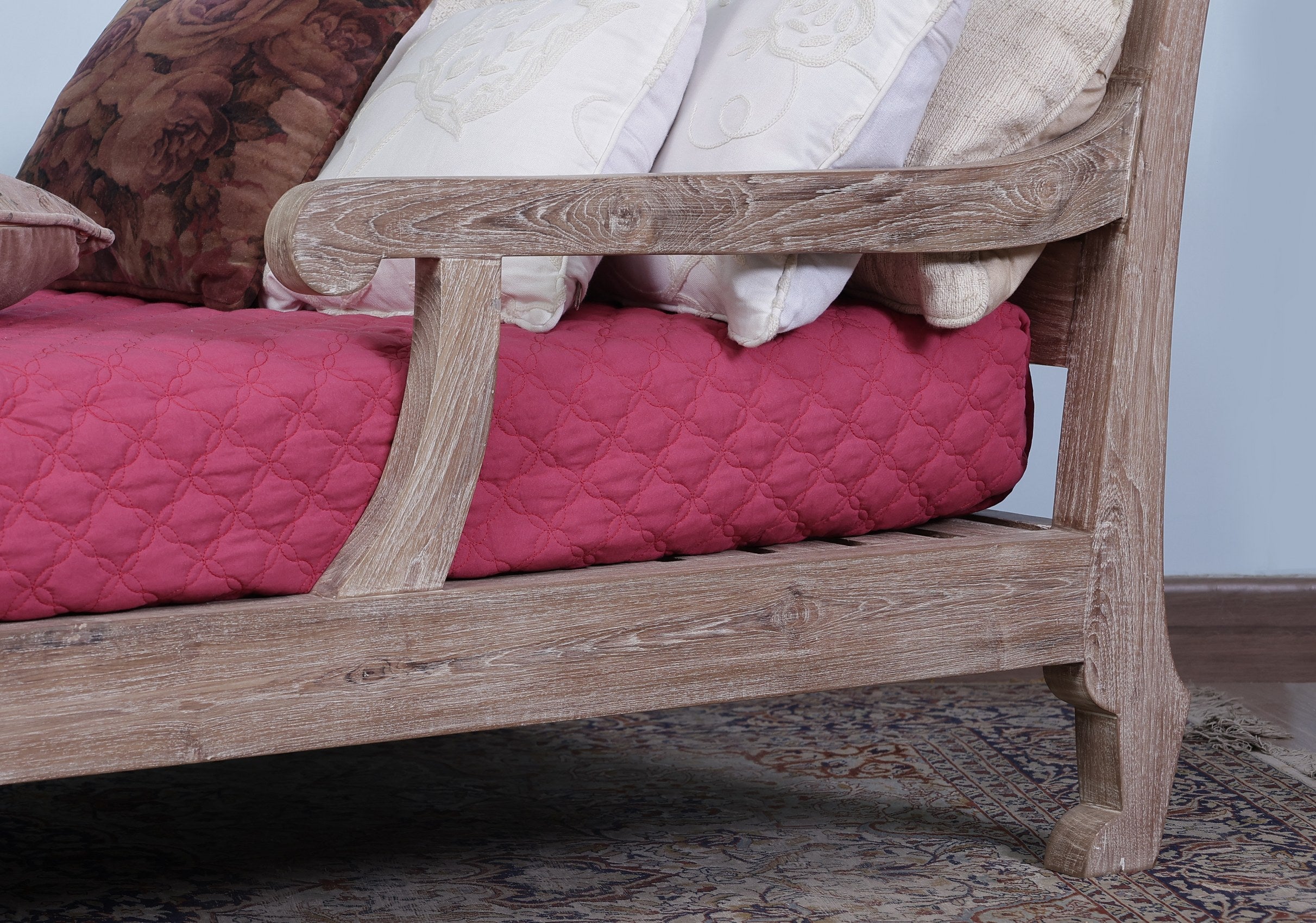 Benton Day Bed
