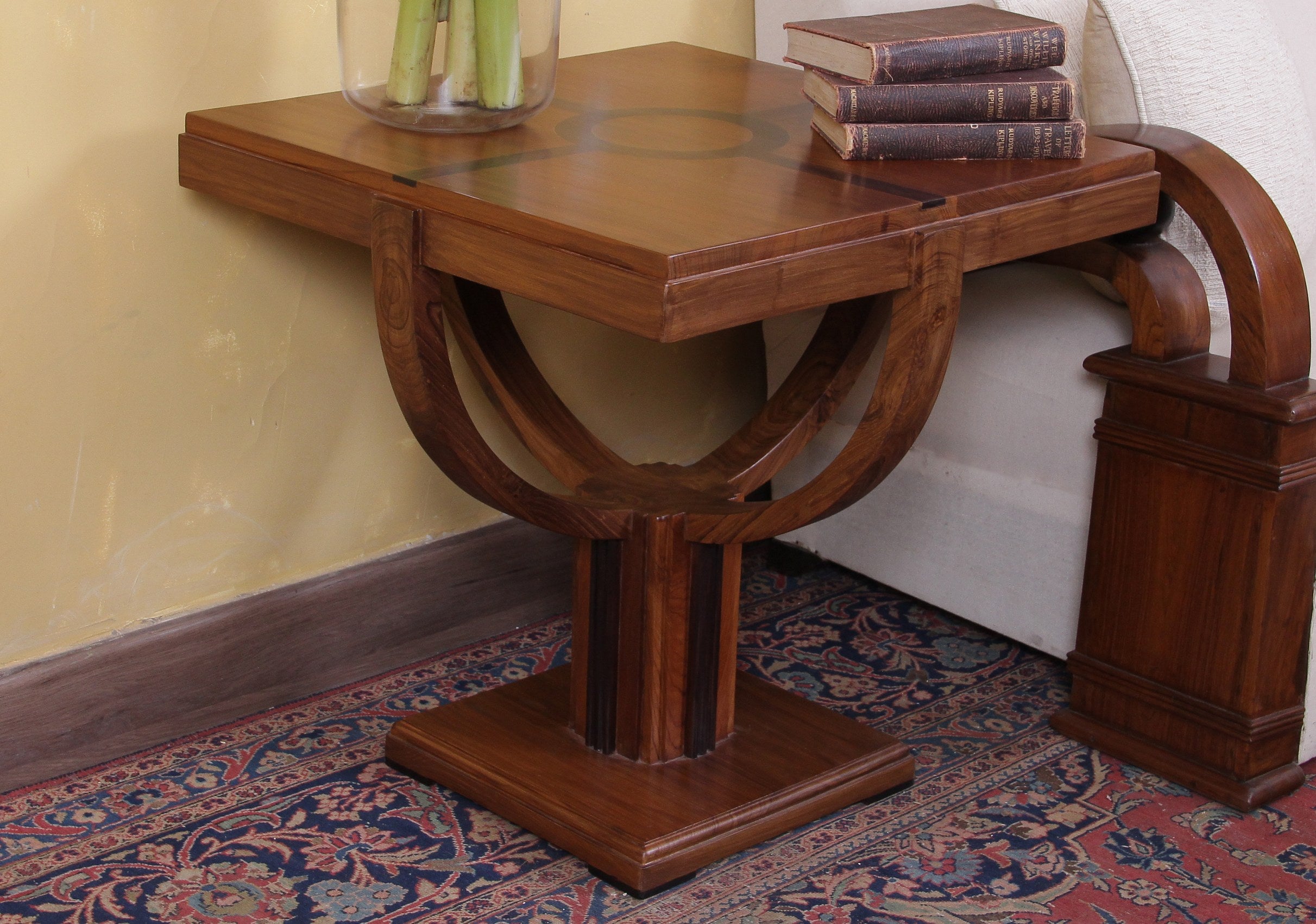 Deveux Table