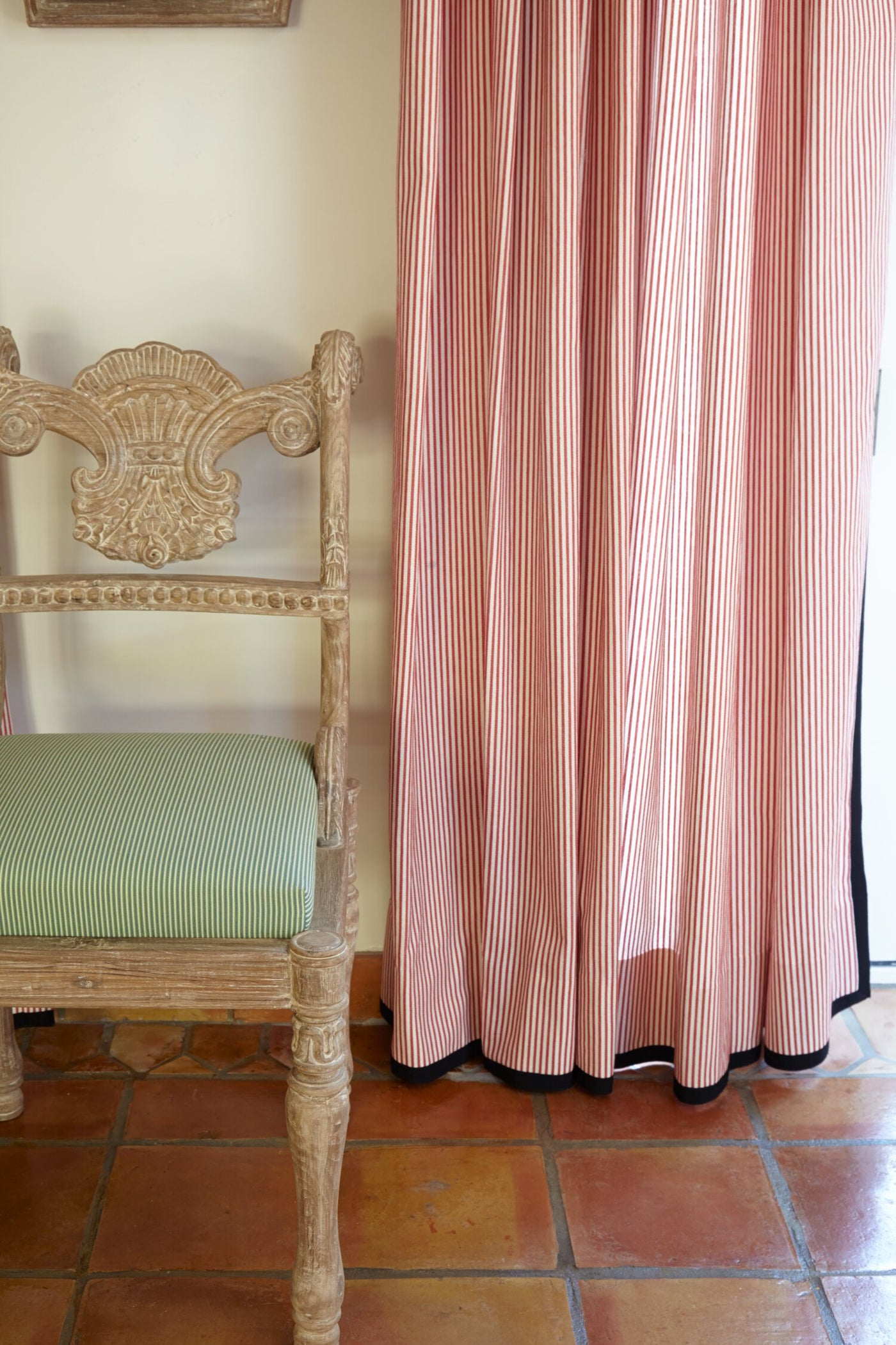 Crafting Bienstar: Hand-Carved Furniture for a Palm Beach Landmark