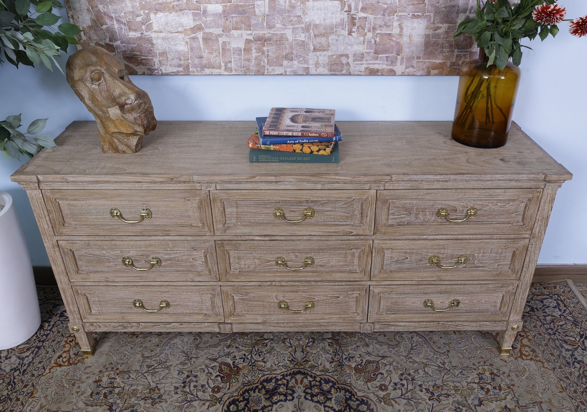 Jermiah Chest of Drawers