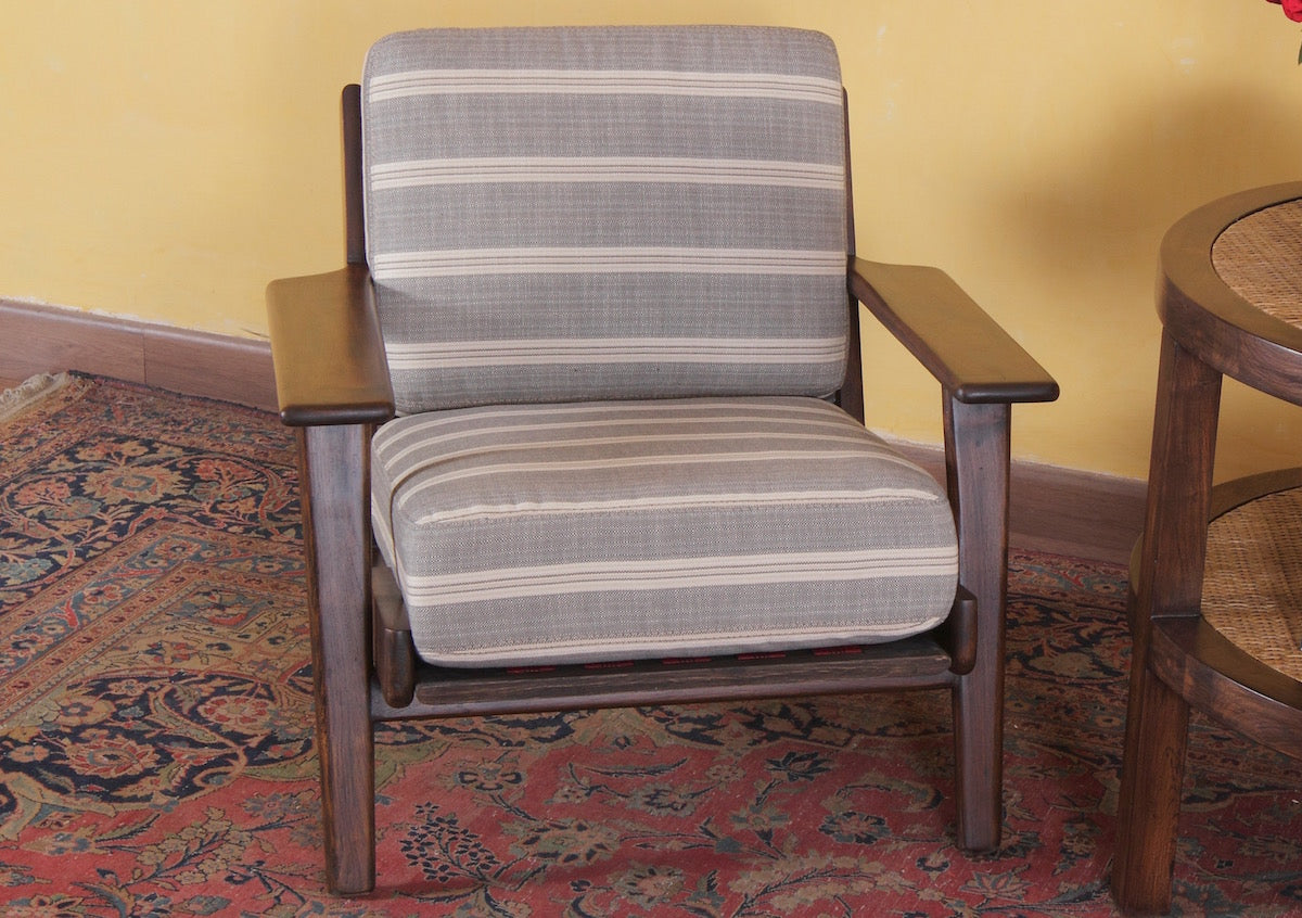 Freeling Lounge Chair