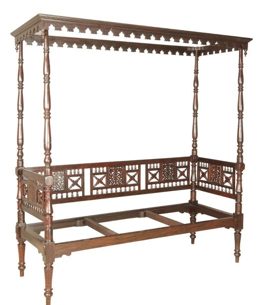 Menezes Antique Day Bed