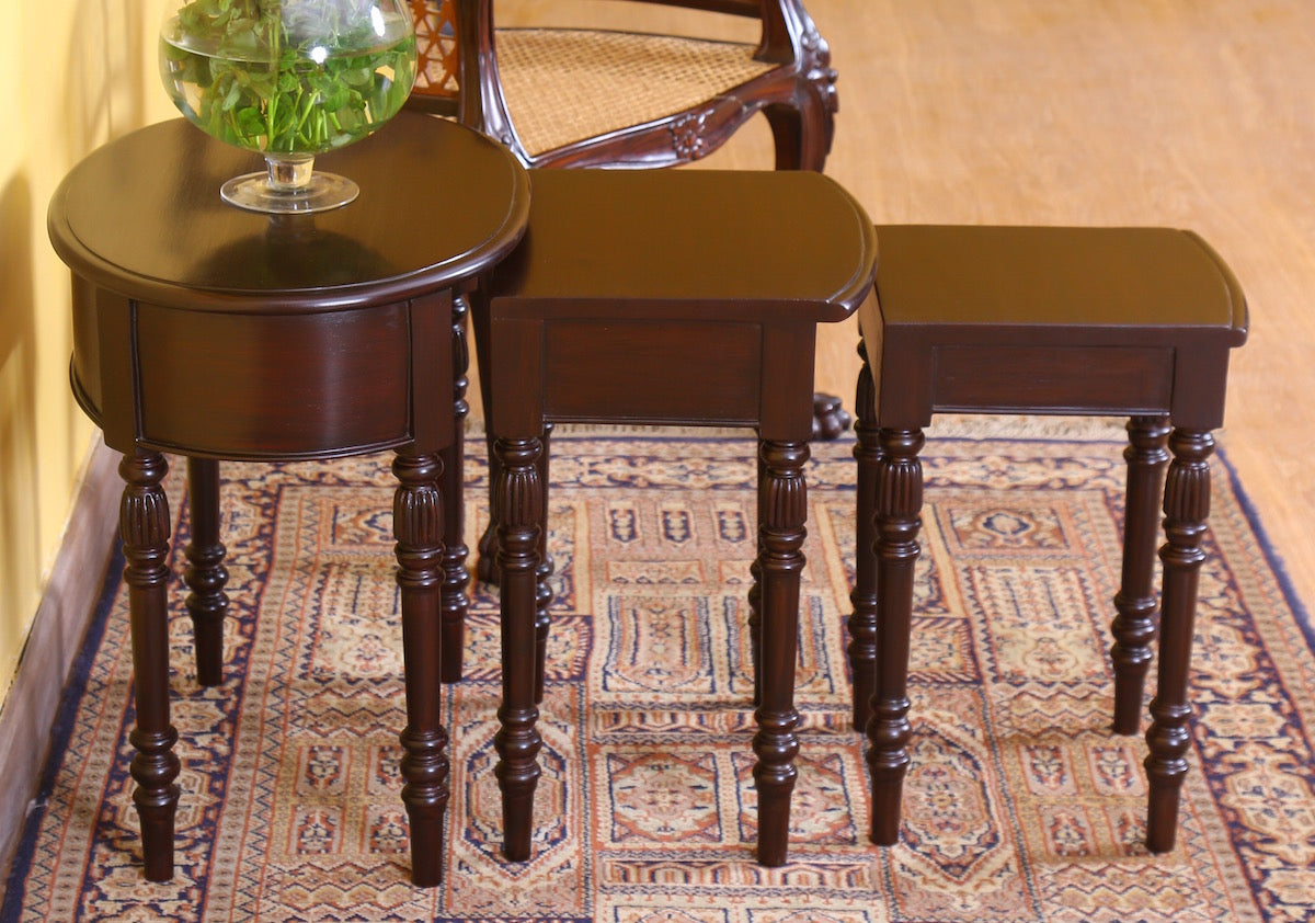 Janssens Nesting Table