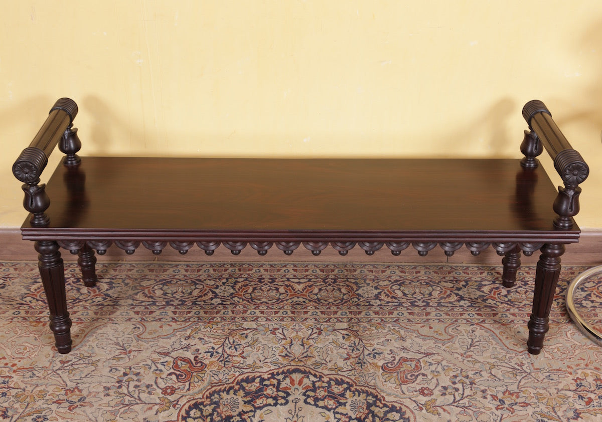 Tapia Bench