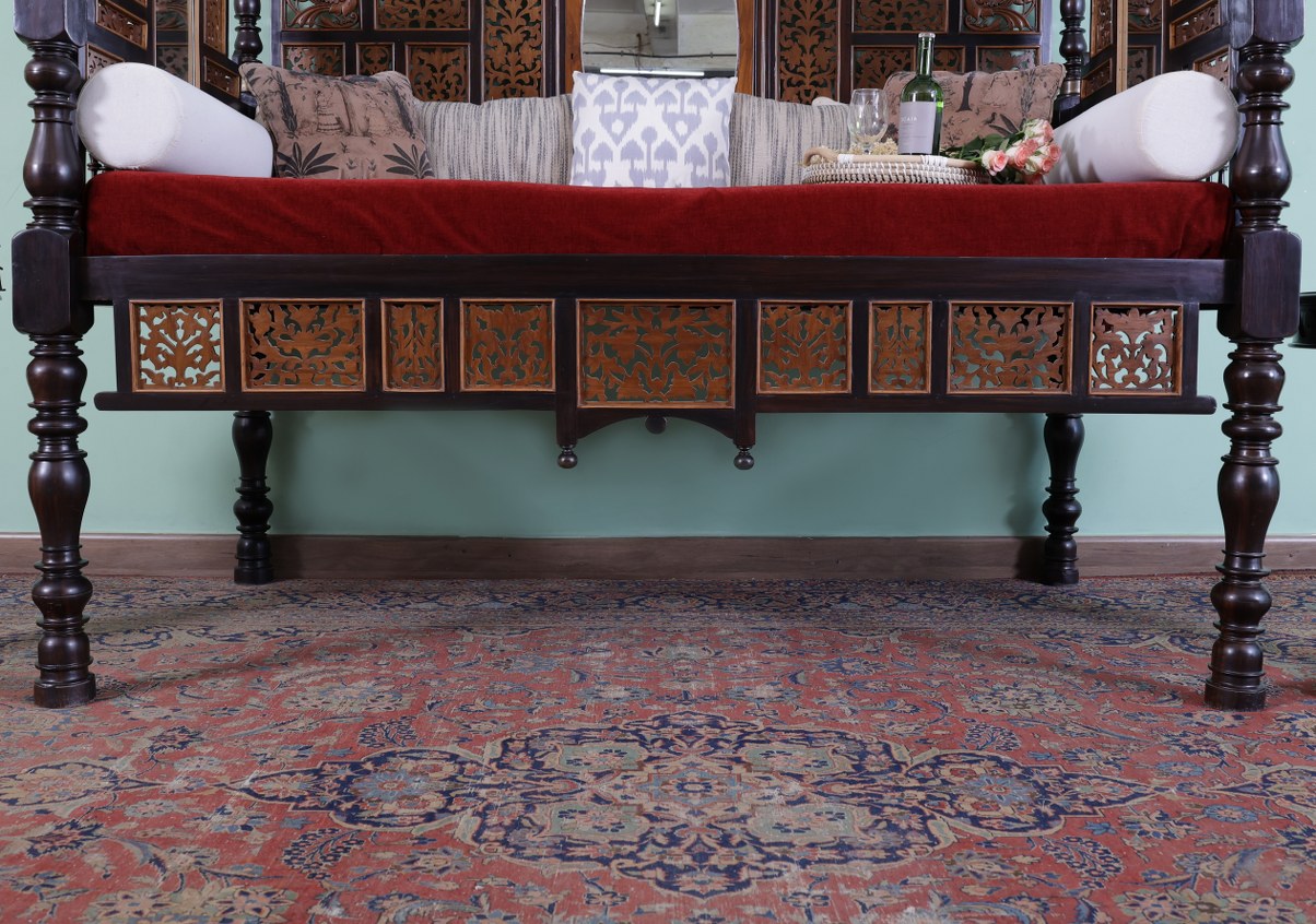 Scobell Antique Day Bed