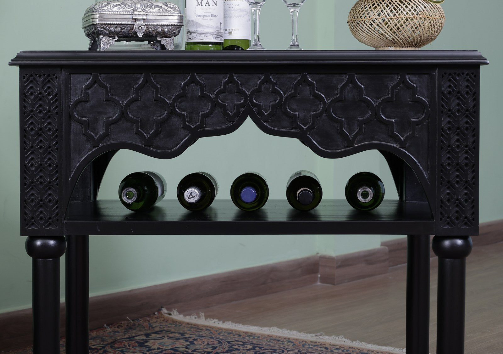 Varick Table