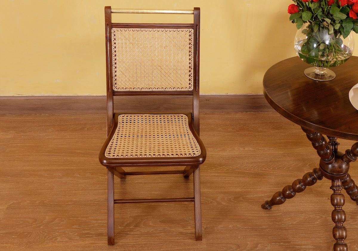 Thompson Folding Chair
