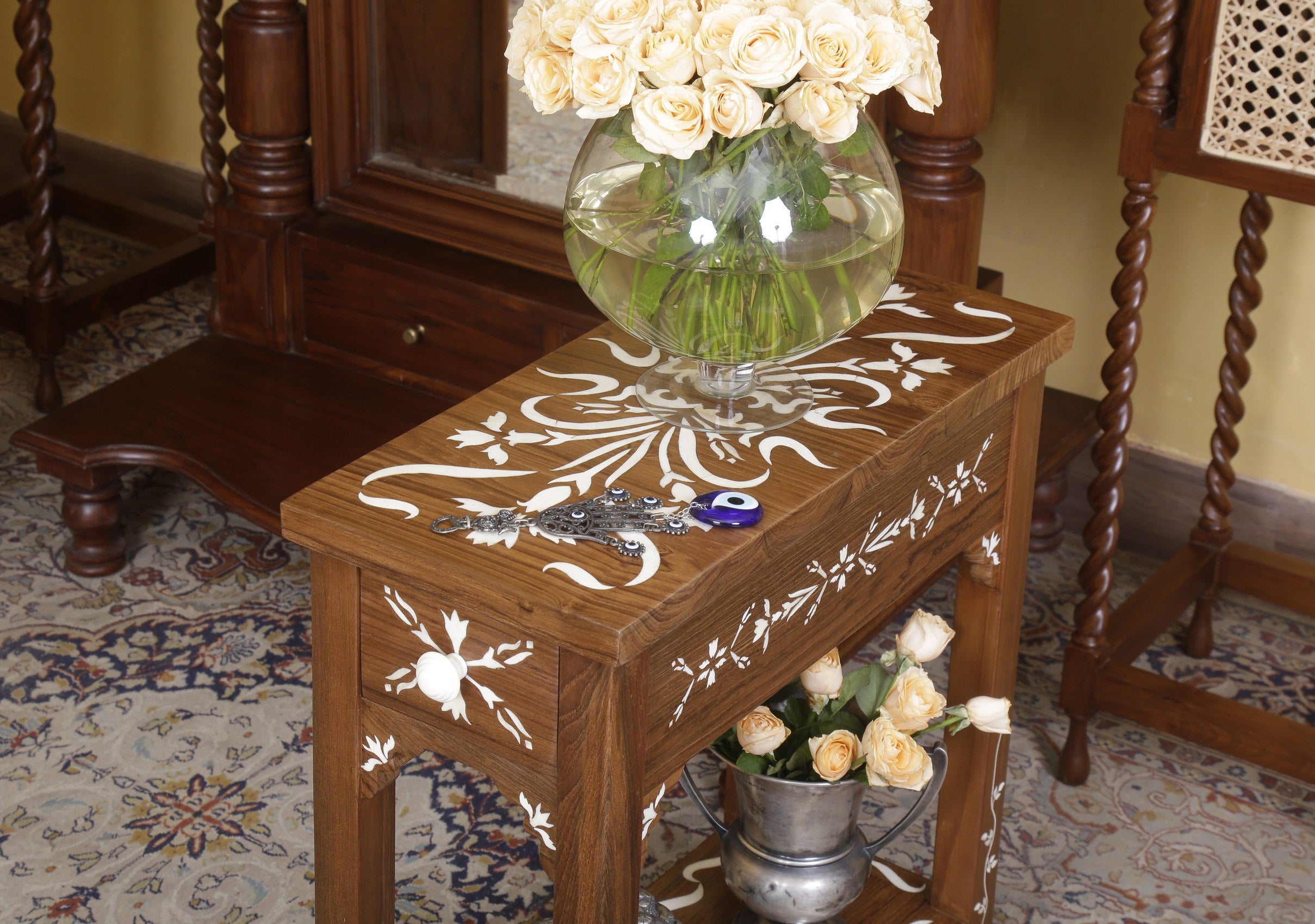 Vine Table