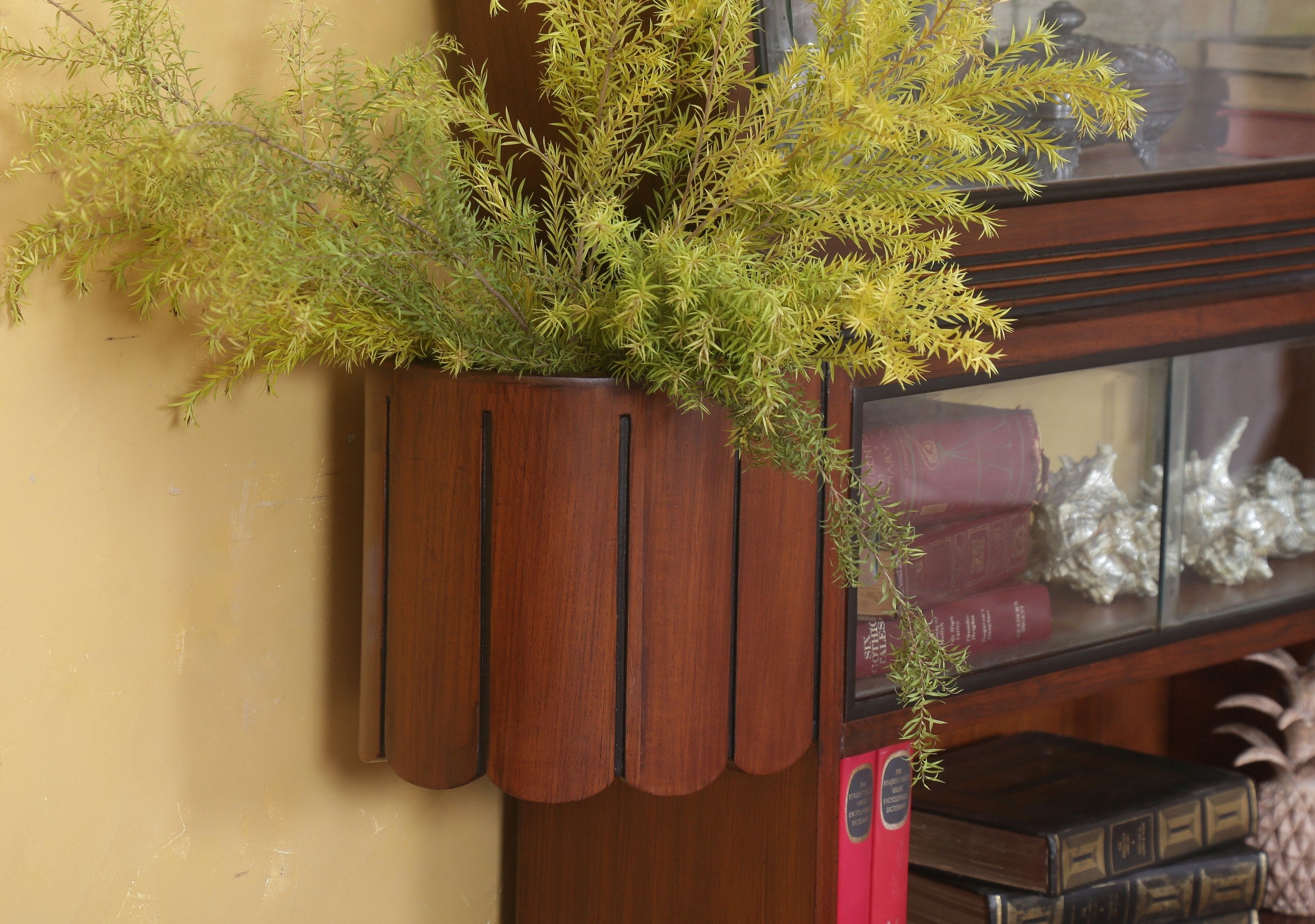 Poirot Antique Display Unit
