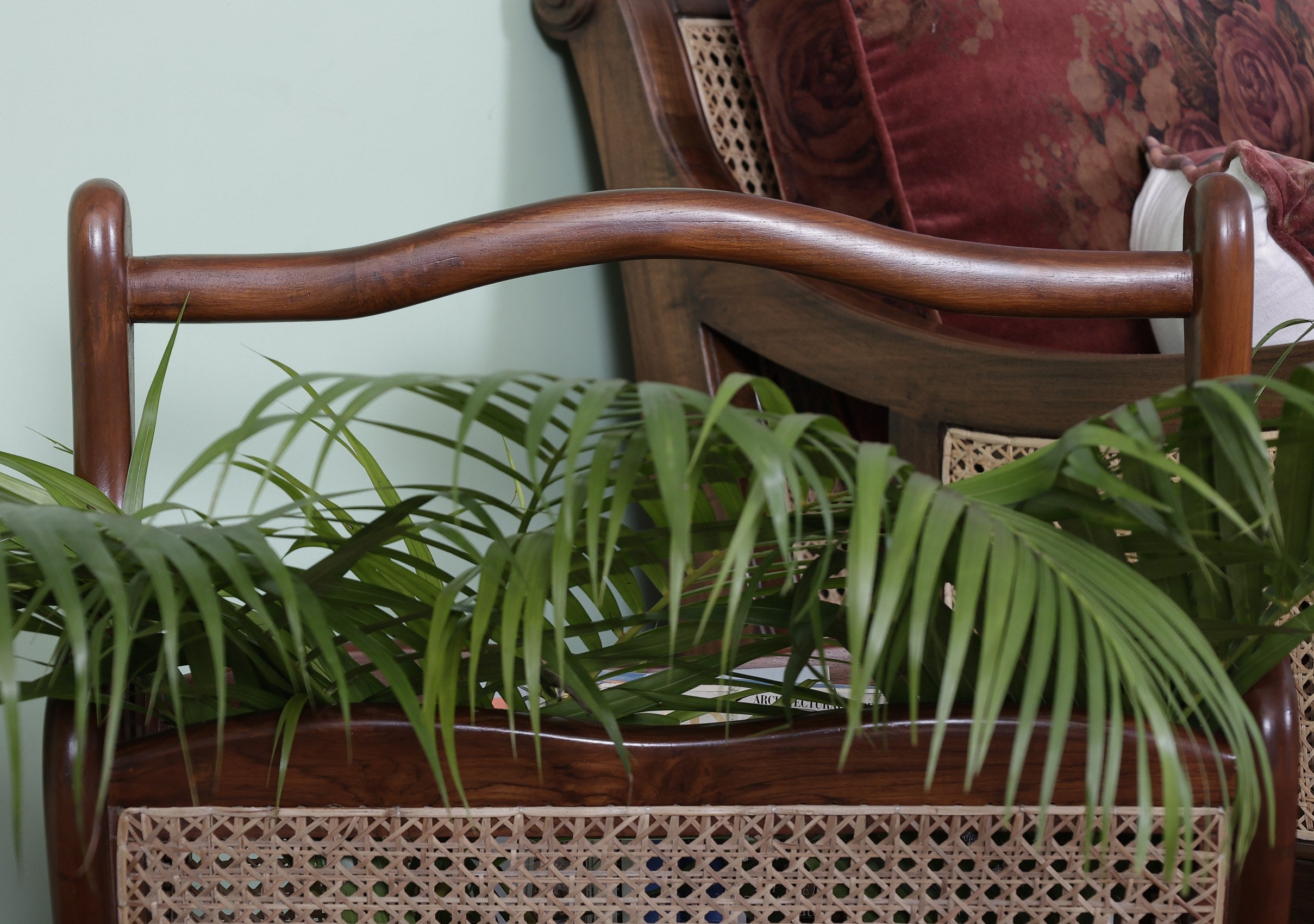 Boyle Magazine Rack