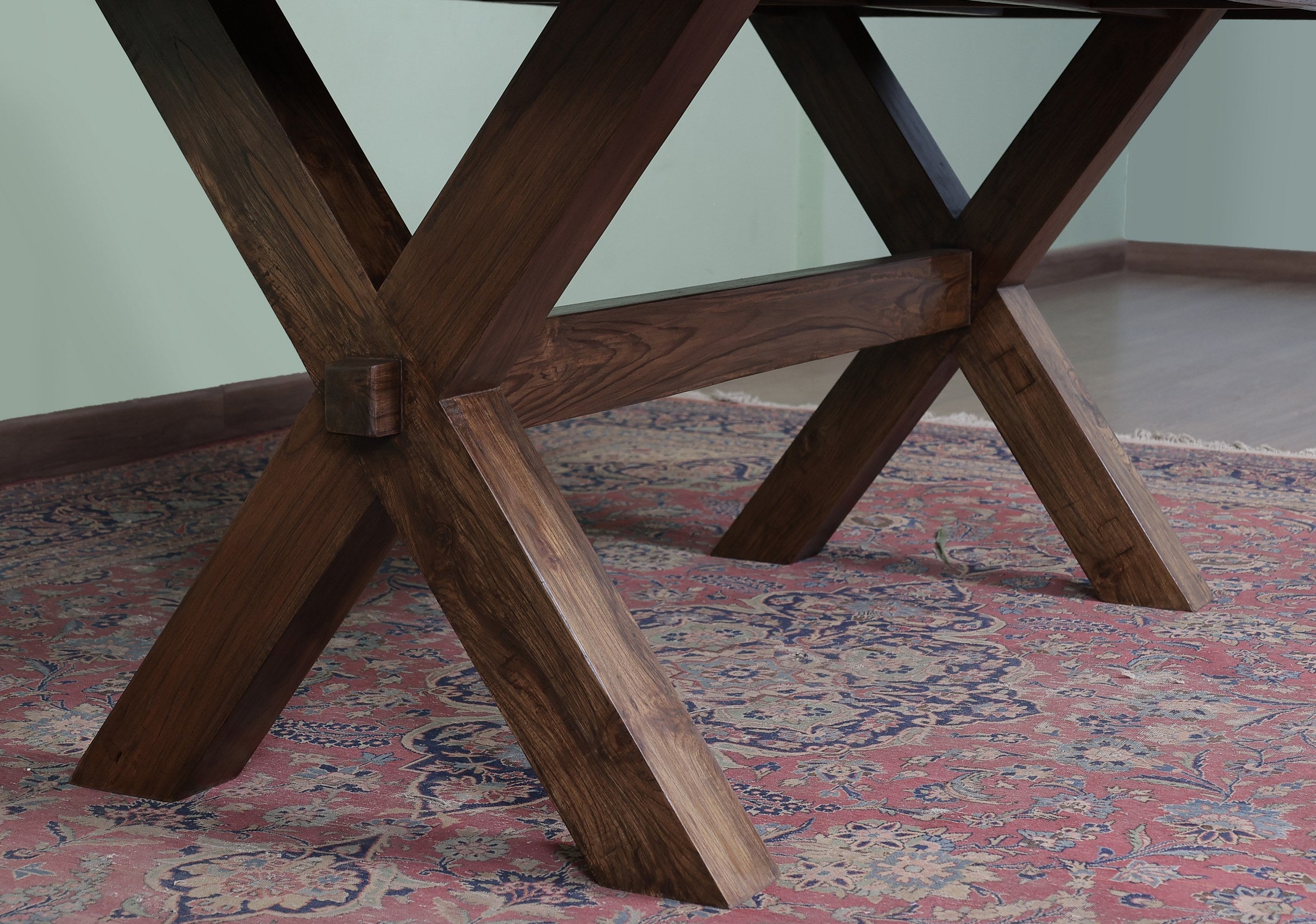 Rakotov Breakfast Table