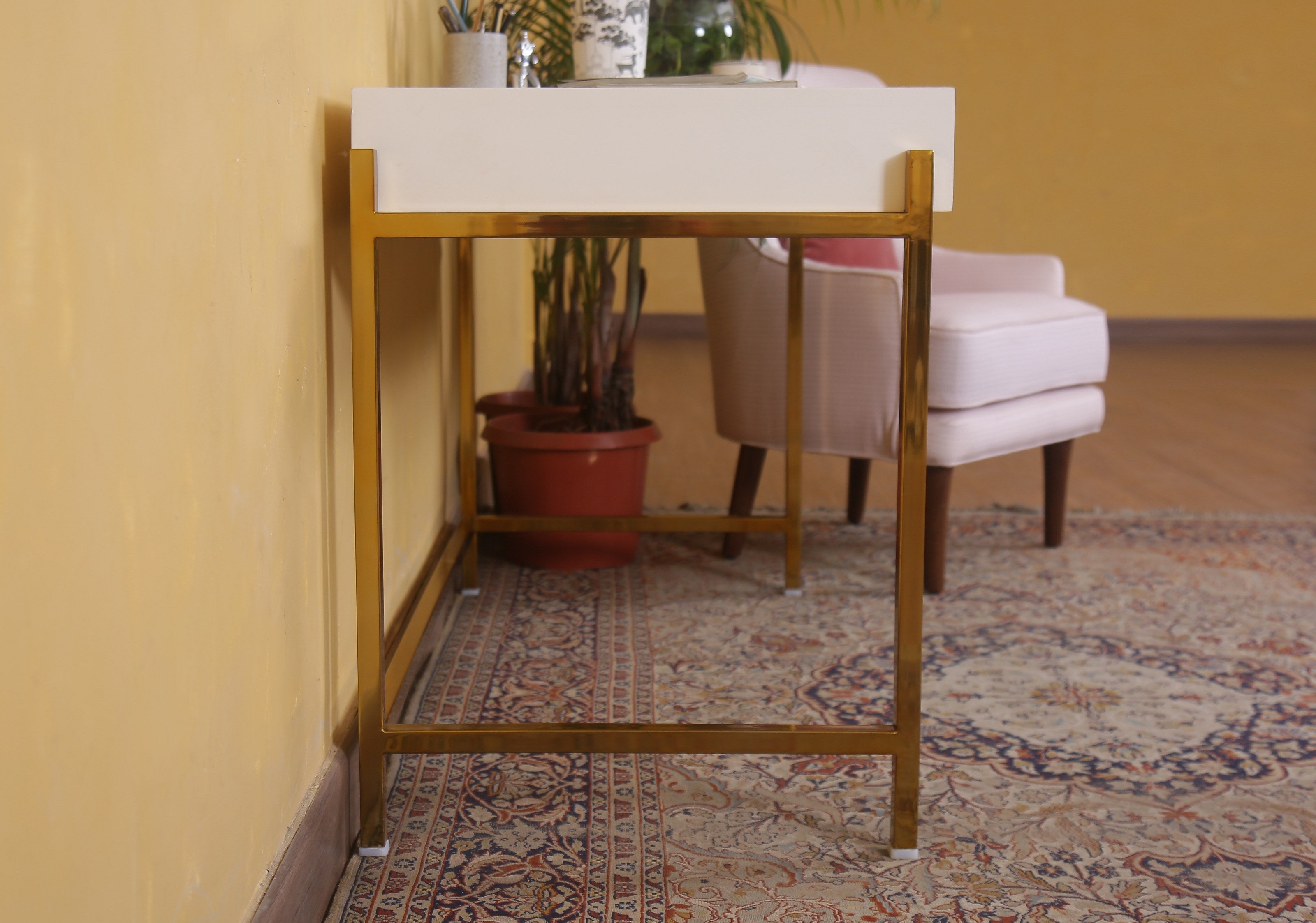Vincent Desk