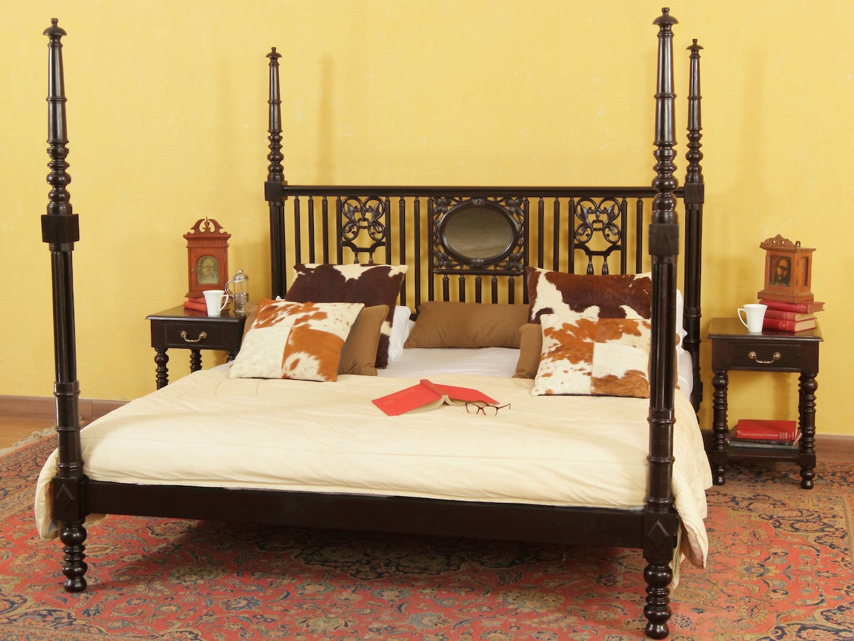 Elias Four Poster Bed