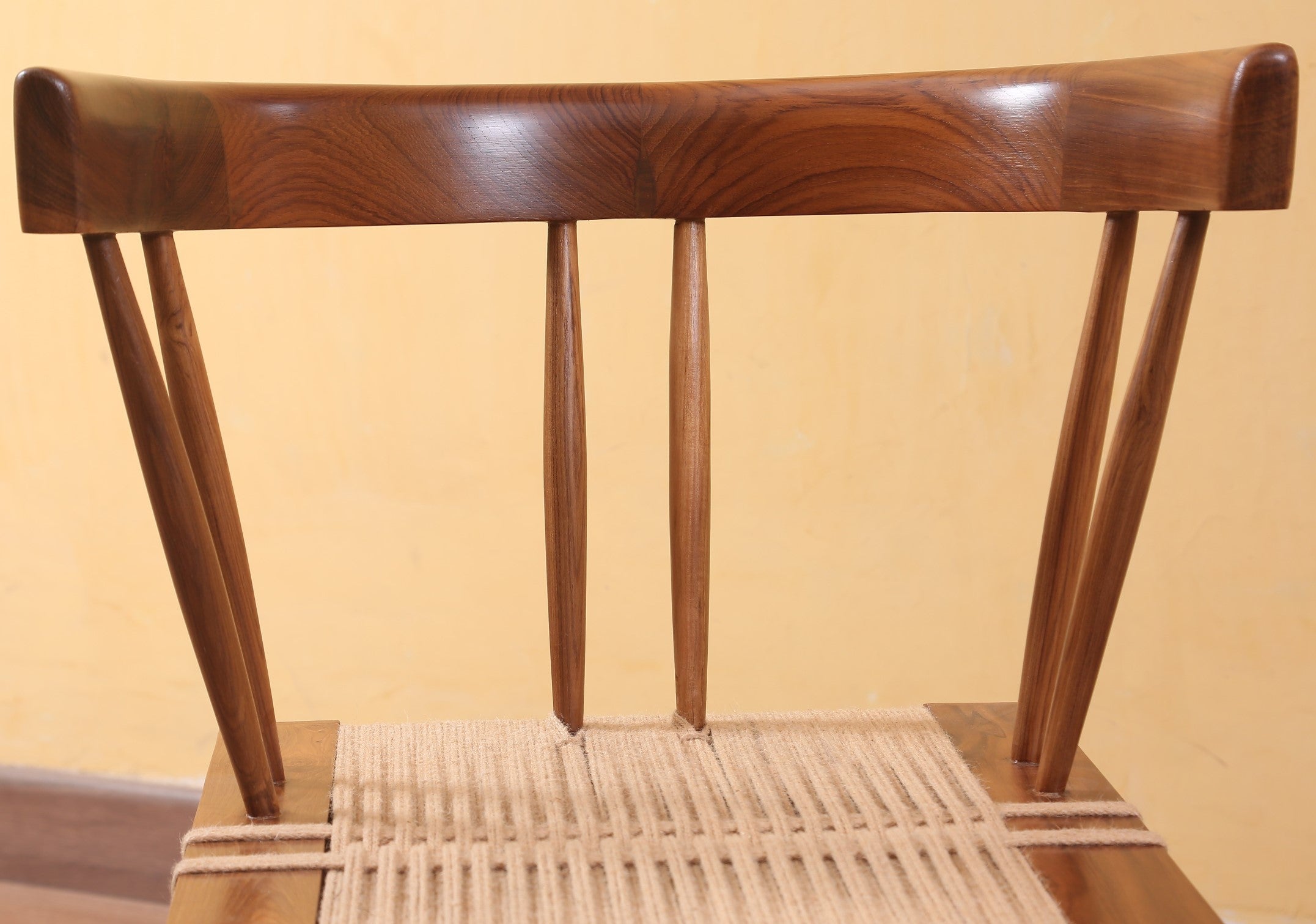 Broddyll Chair