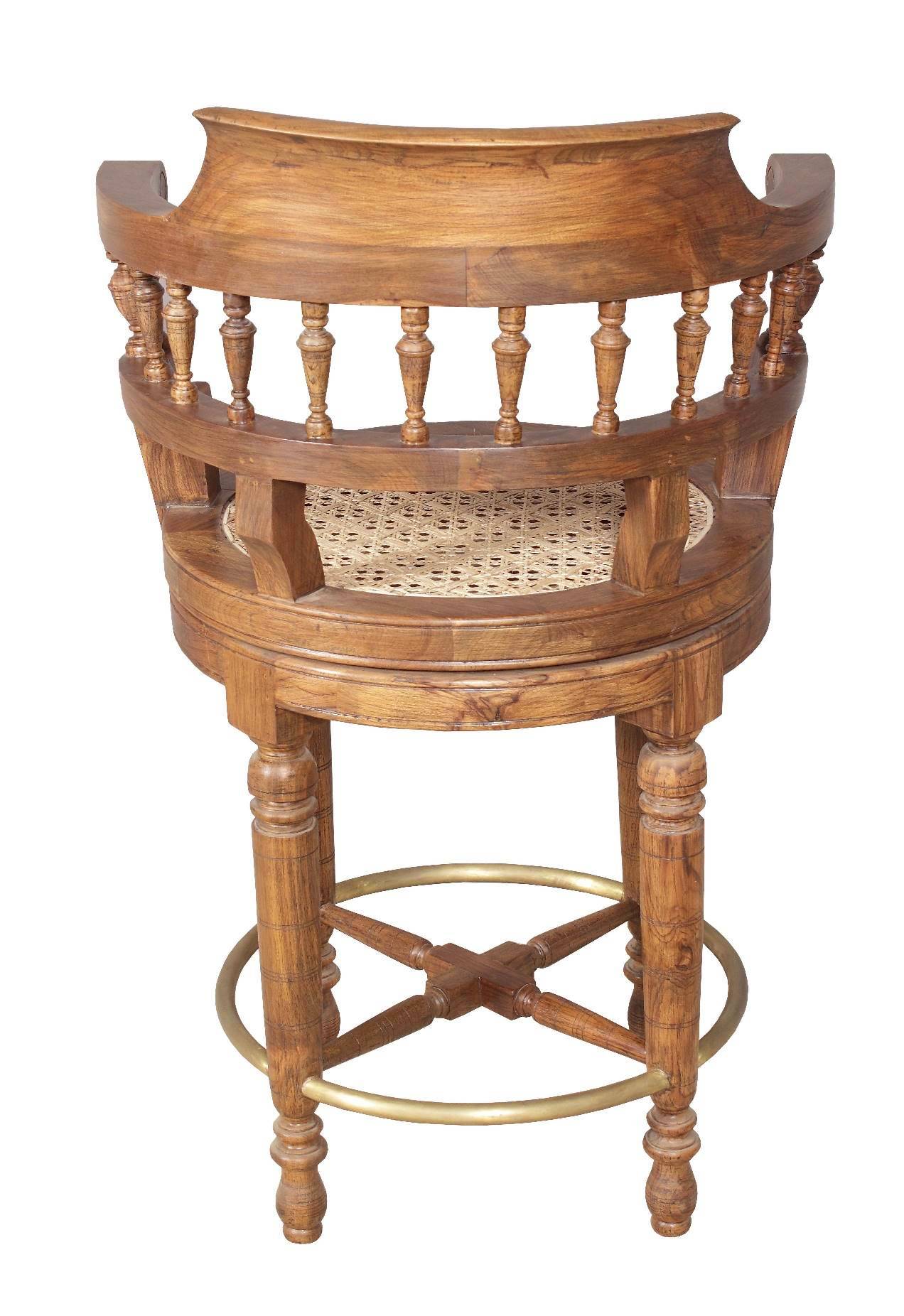 Maud Revolving Barchair