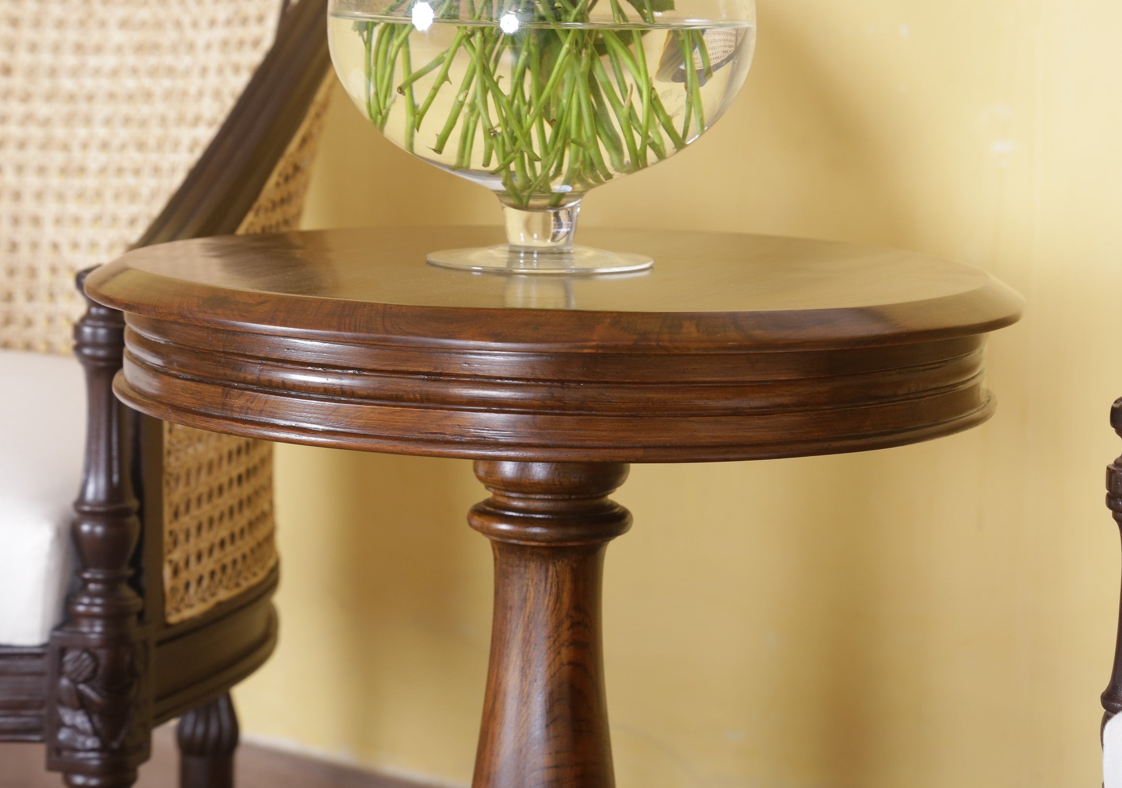 Garstin Table
