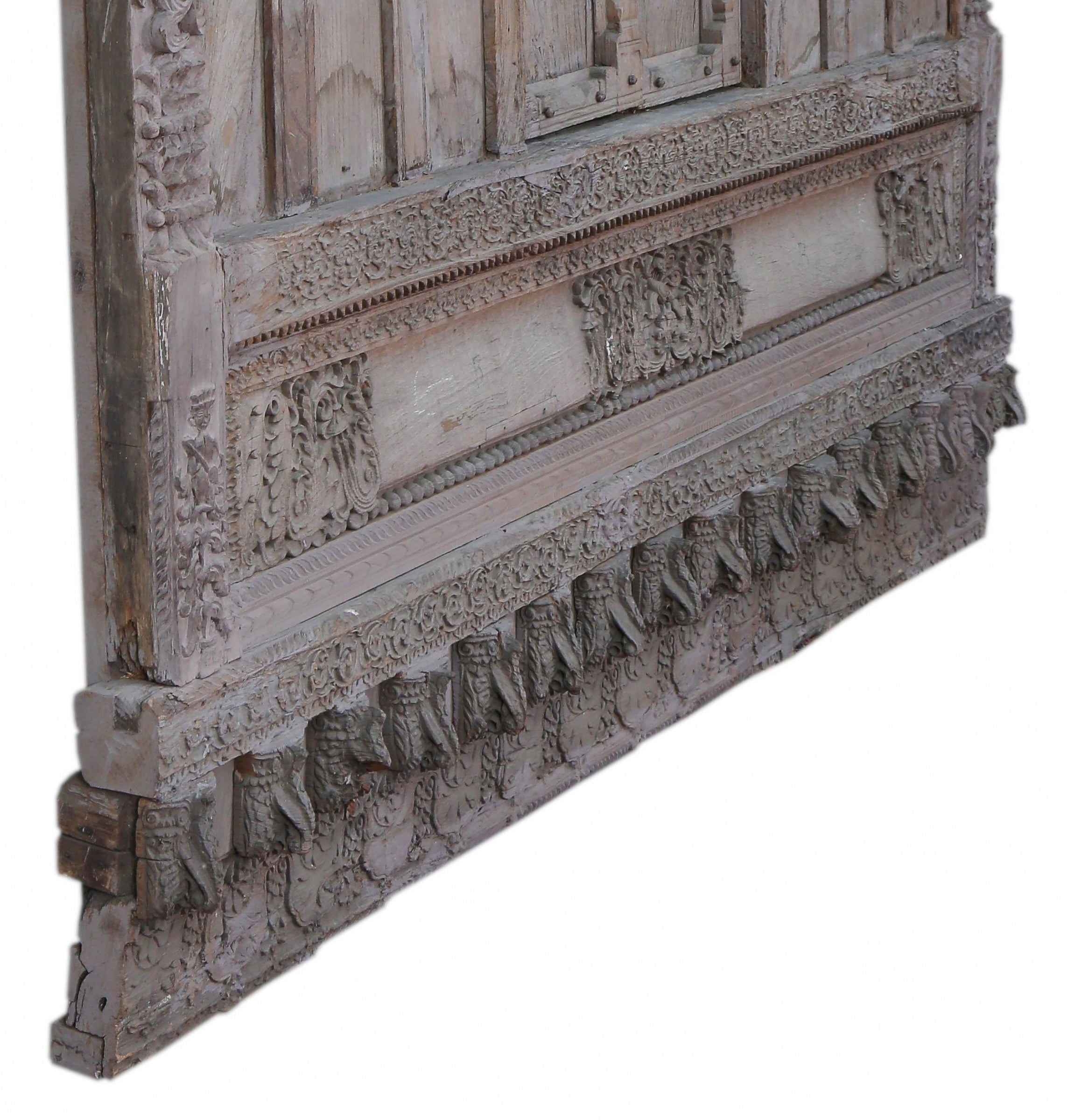 Macktavish Antique Jharokha