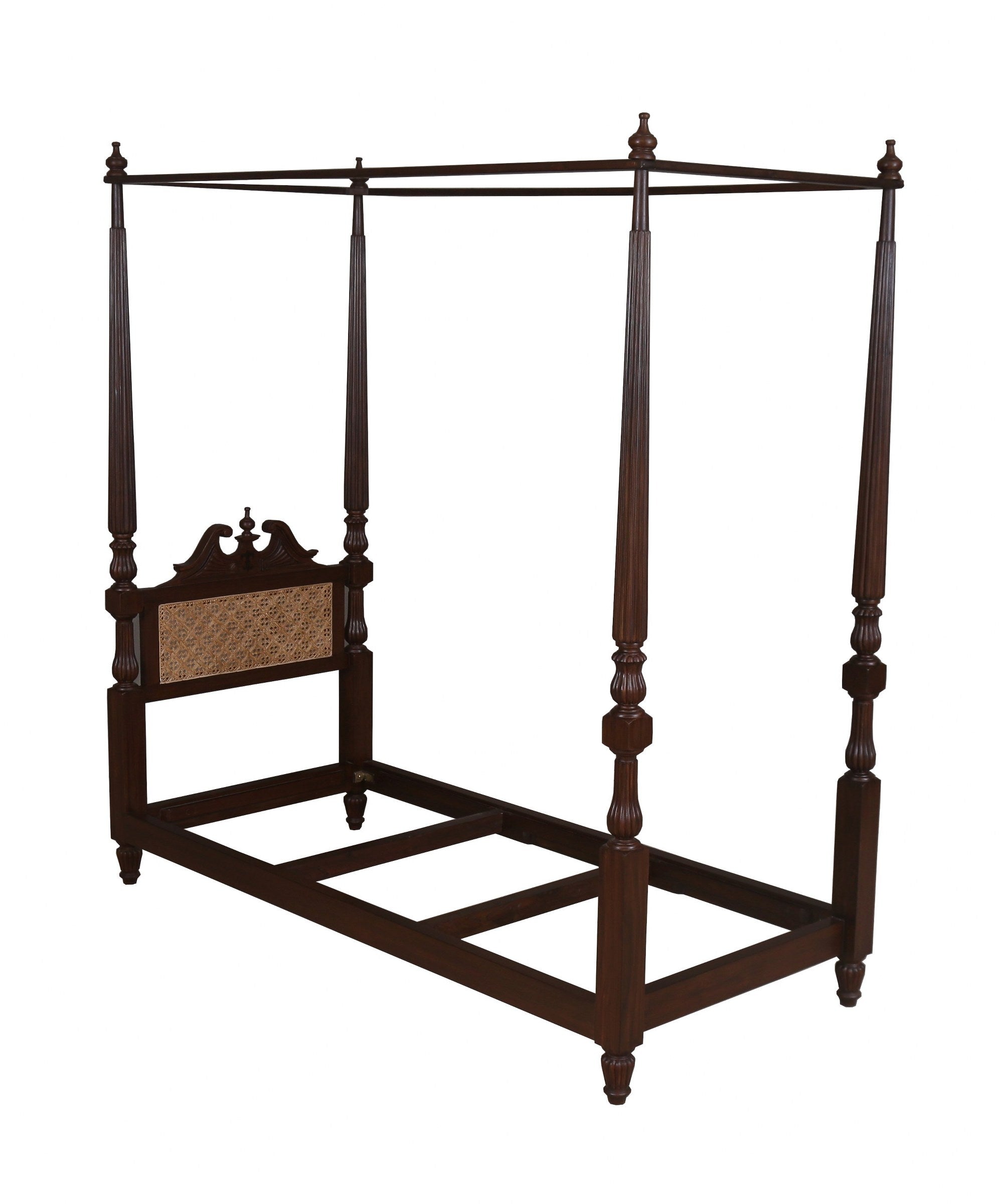 Joan Poster Bed