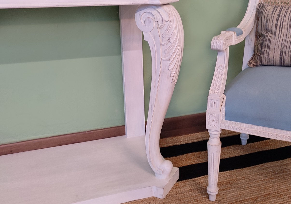 Delilah Console Table
