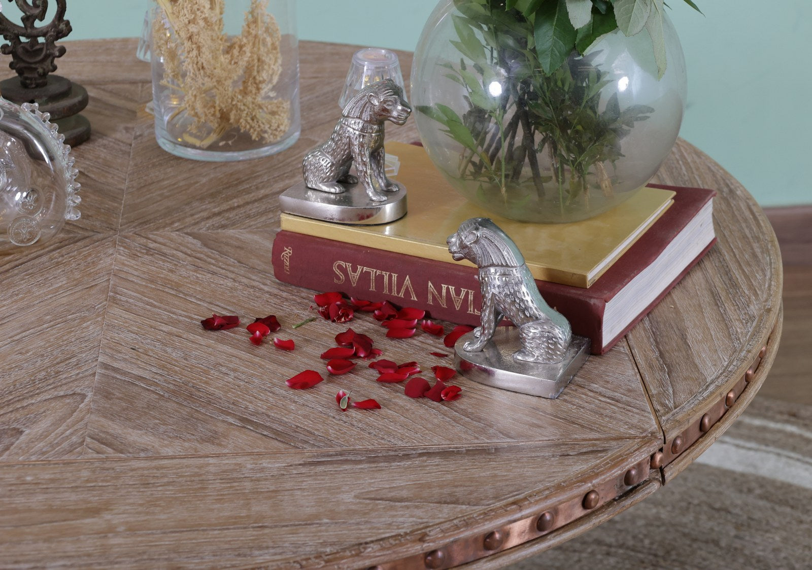 Magnus Dining Table